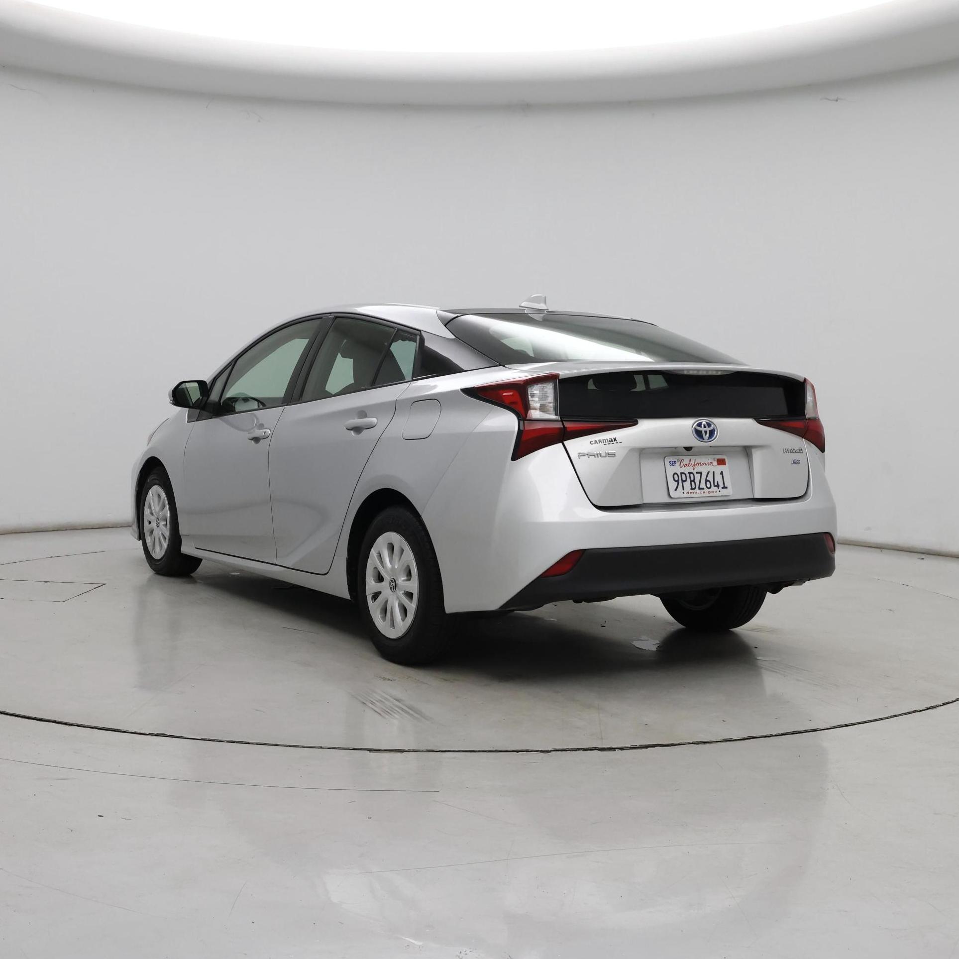 Thumbnail: 2022 Toyota Prius - 2
