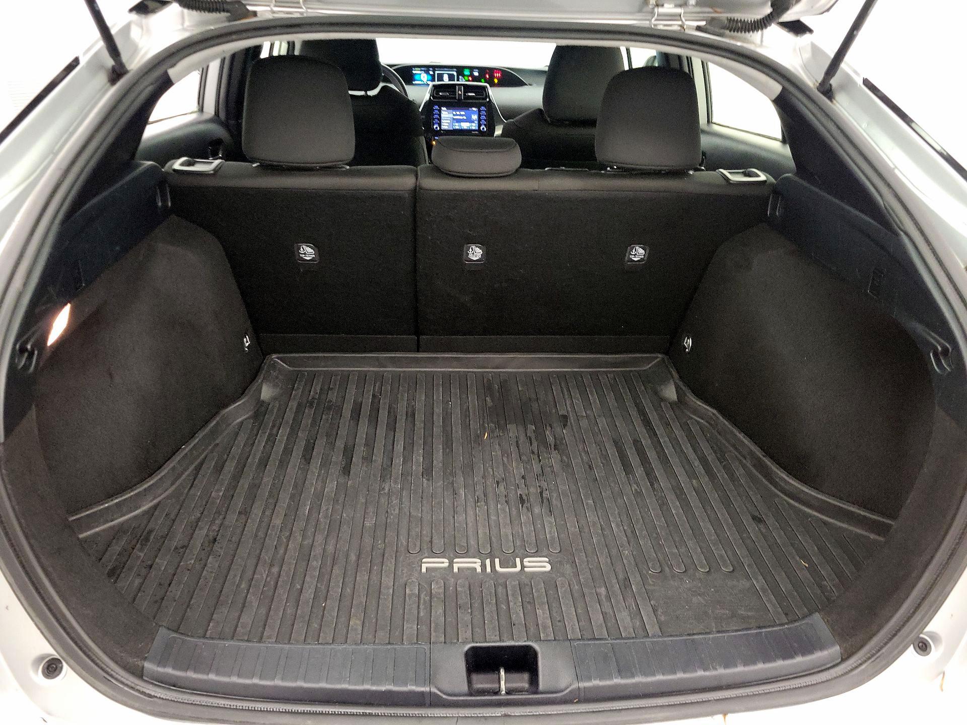 Thumbnail: 2022 Toyota Prius - 19