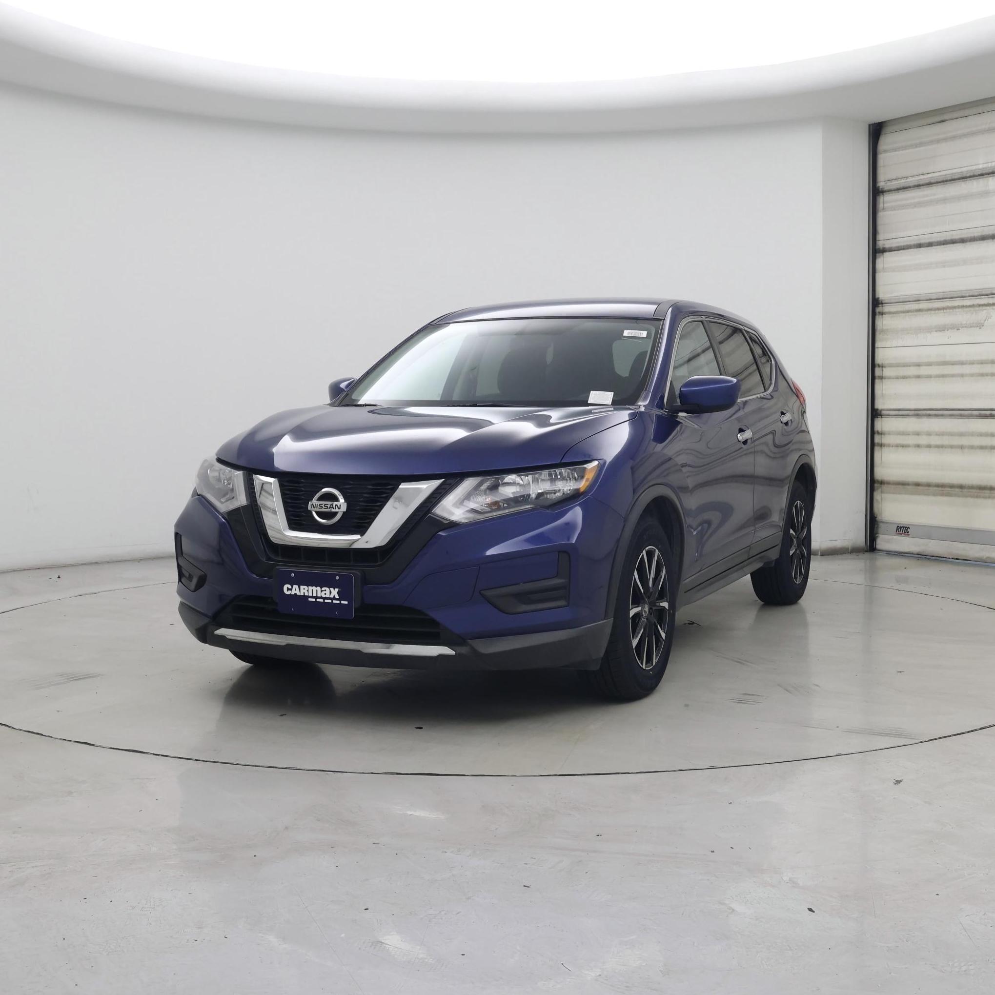 Thumbnail: 2017 Nissan Rogue - 4