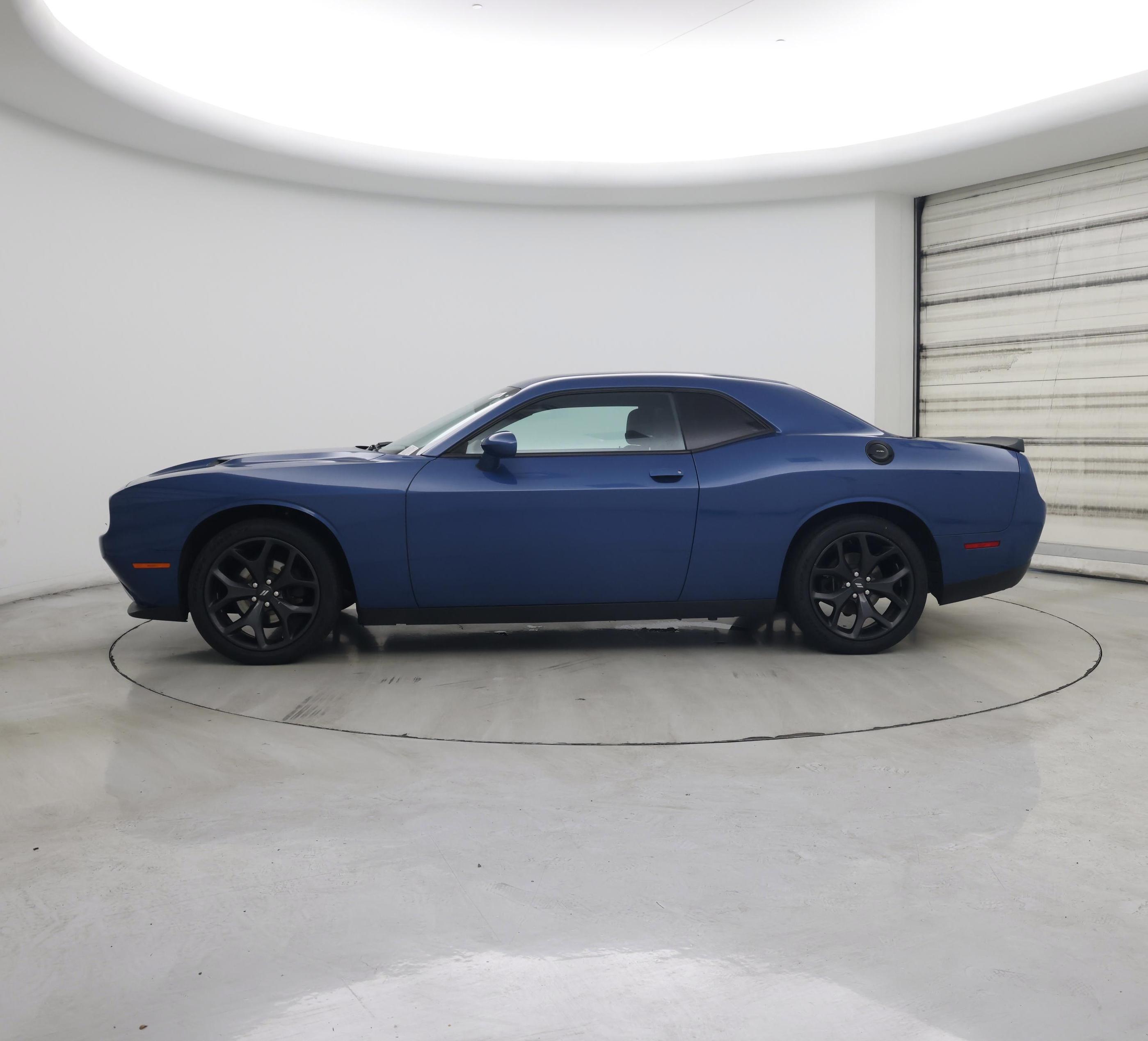 Thumbnail: 2020 Dodge Challenger - 3