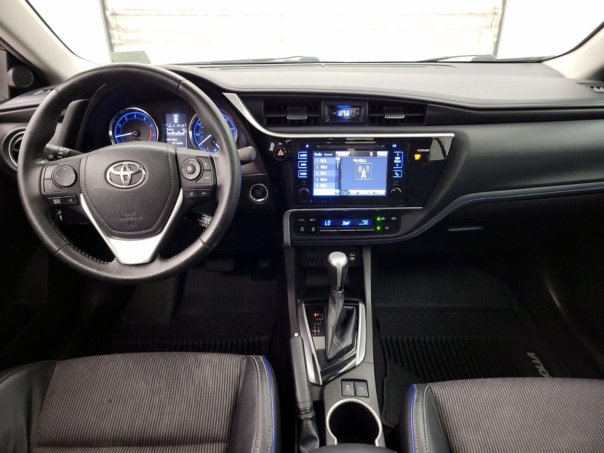 Thumbnail: 2017 Toyota Corolla - 9