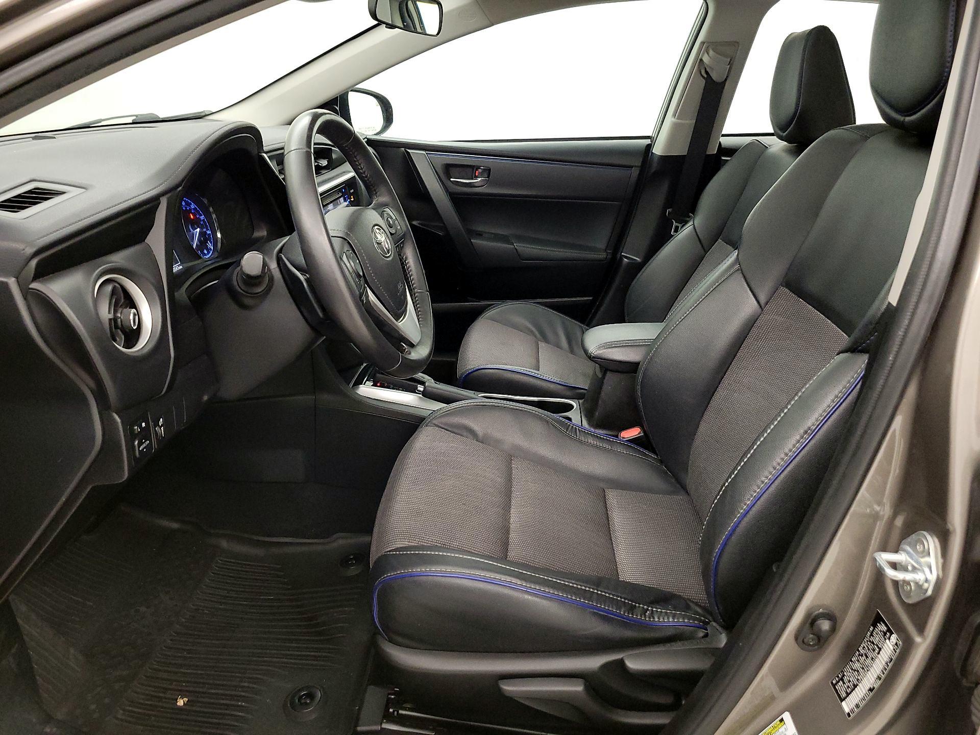 Thumbnail: 2017 Toyota Corolla - 11