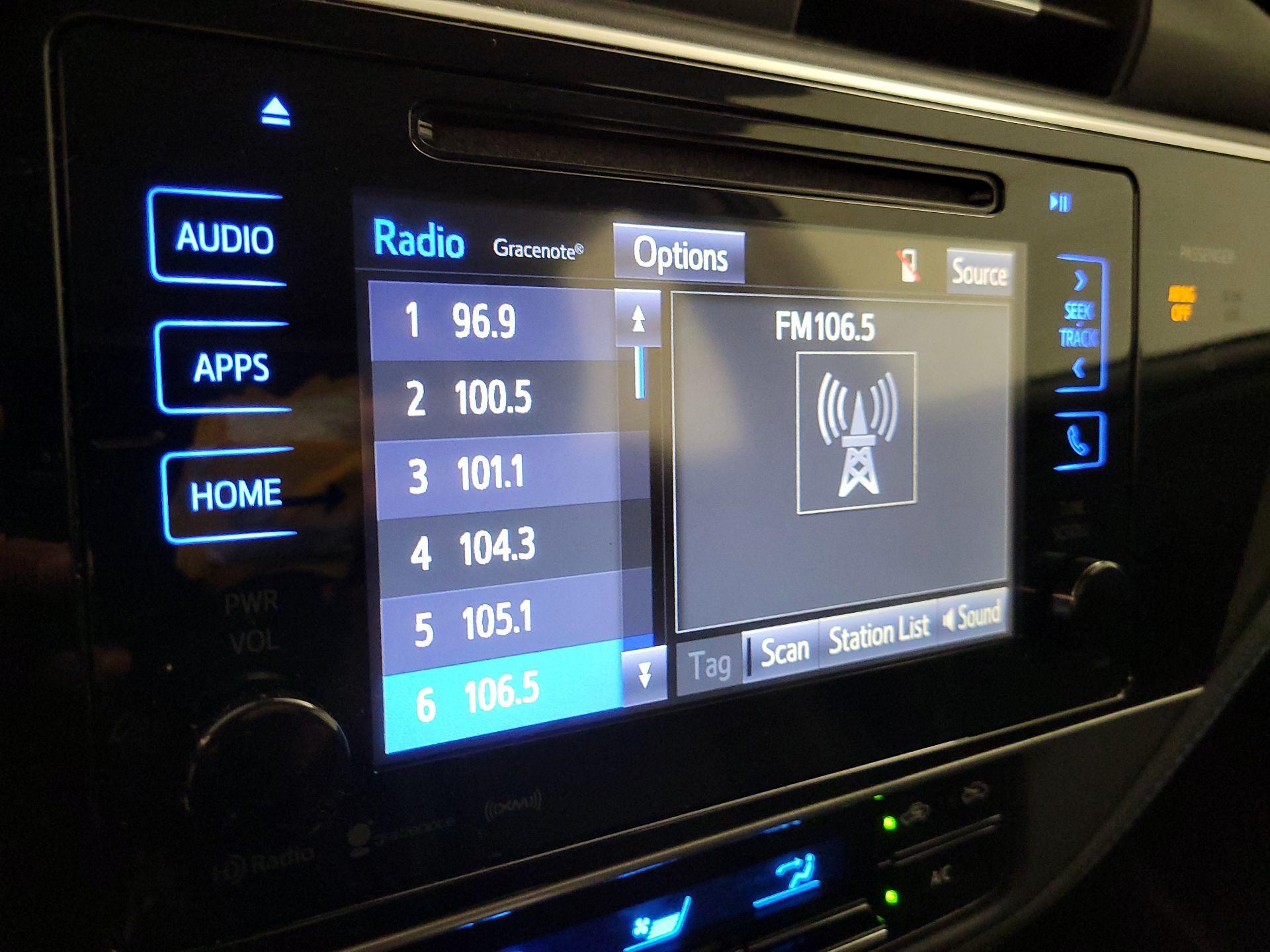 Thumbnail: 2017 Toyota Corolla - 15