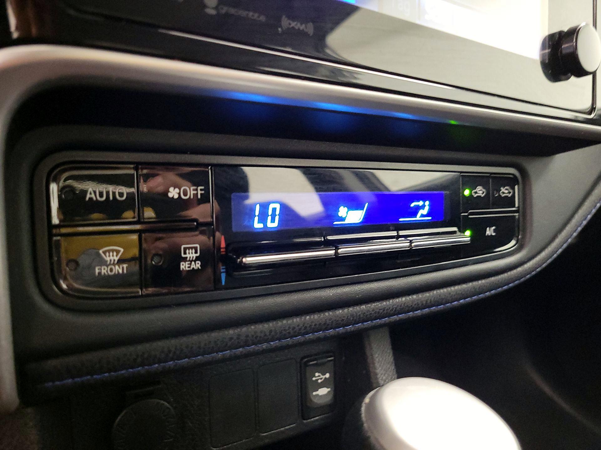 Thumbnail: 2017 Toyota Corolla - 16