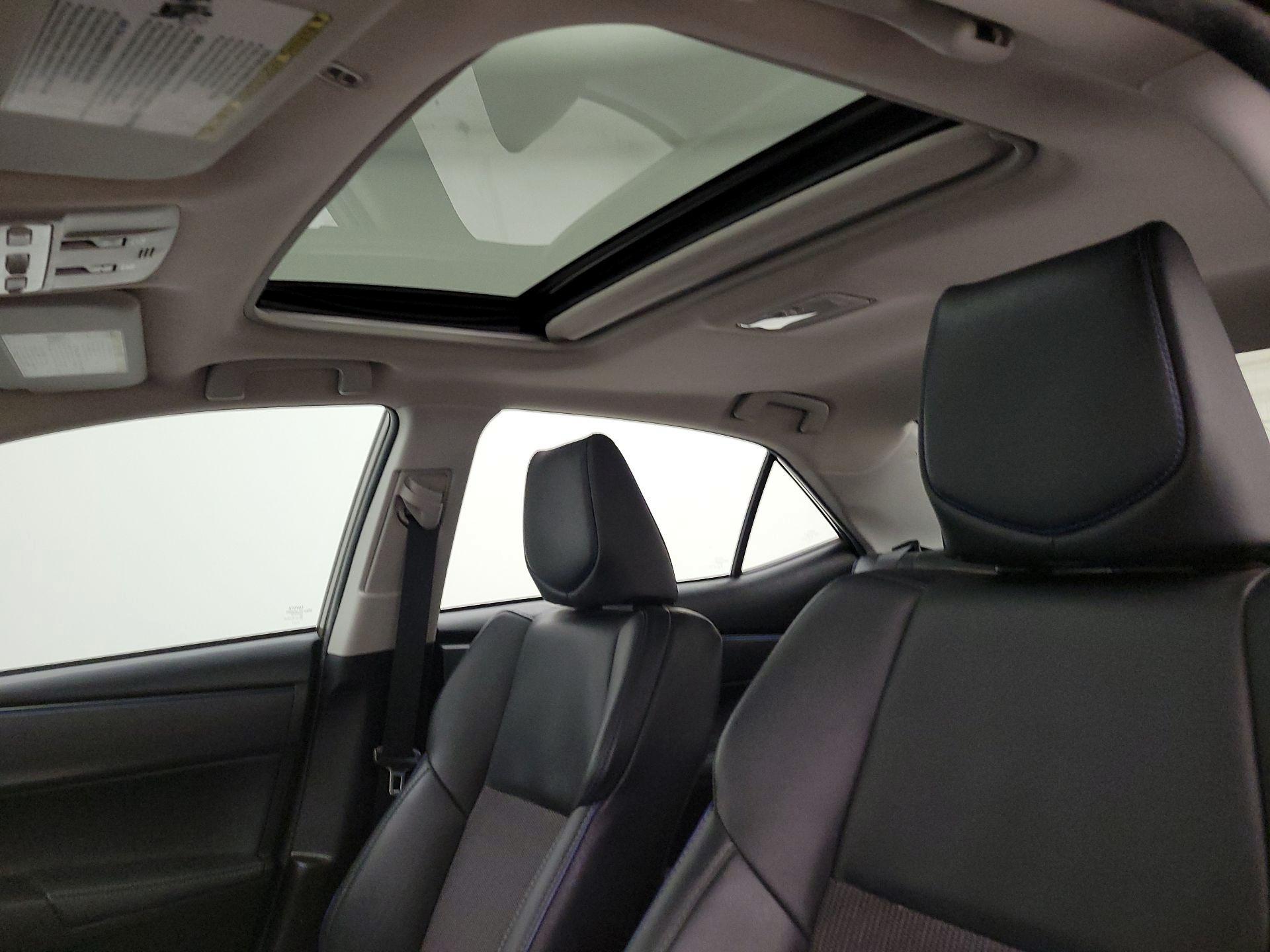 Thumbnail: 2017 Toyota Corolla - 19