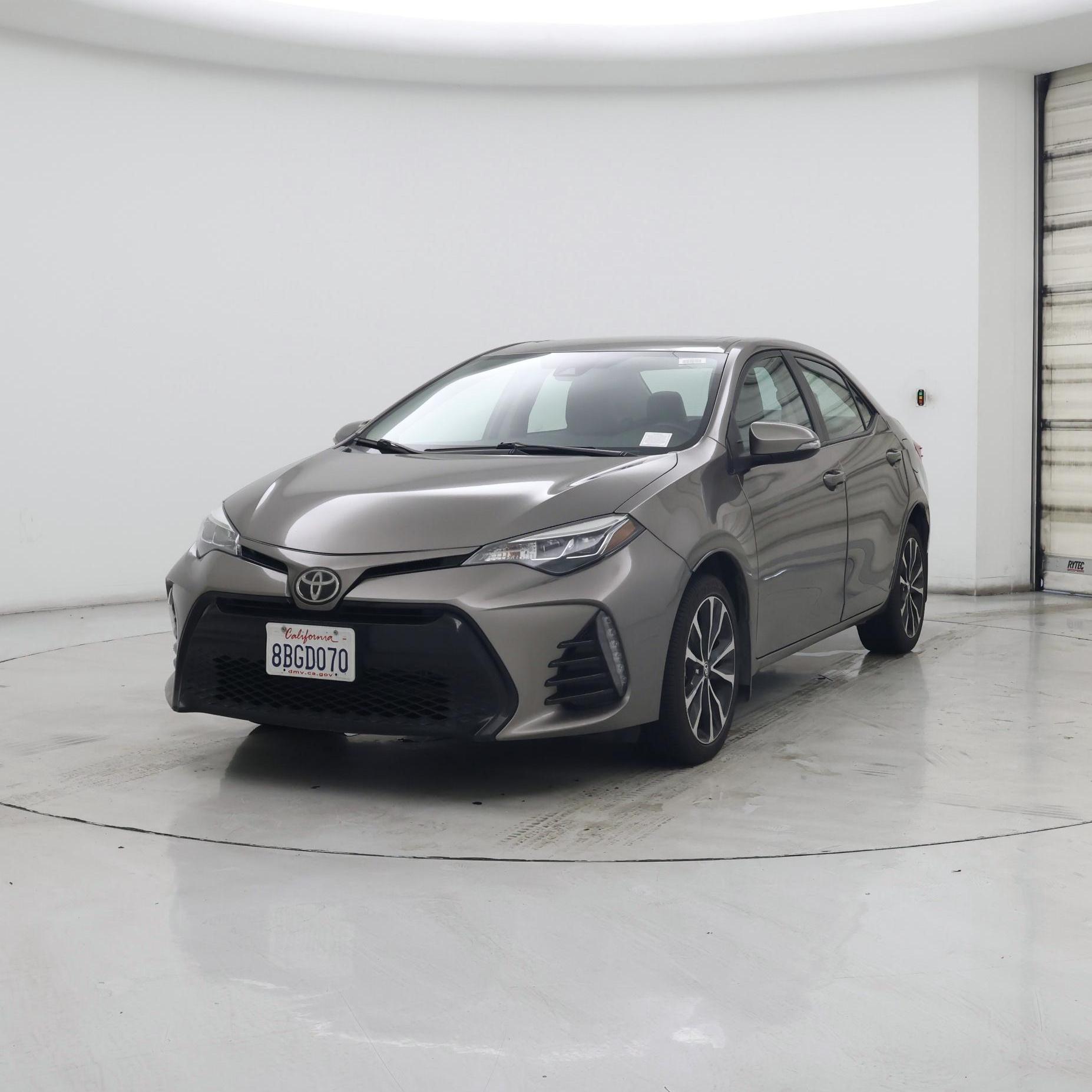 Thumbnail: 2017 Toyota Corolla - 4