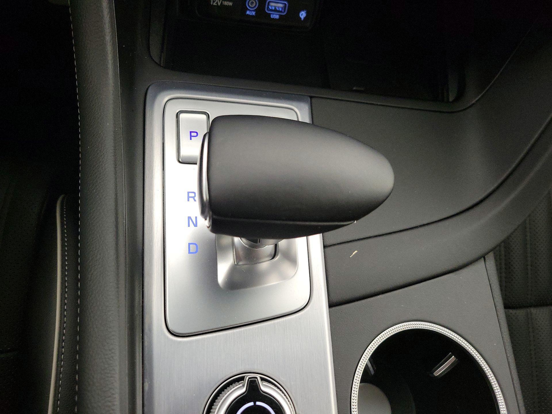 Thumbnail: 2021 Genesis G70 - 16