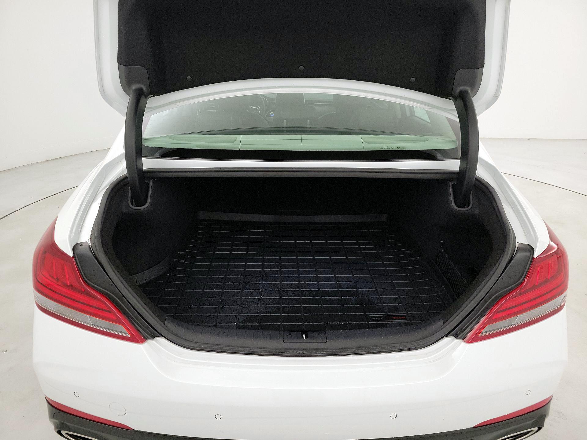 Thumbnail: 2021 Genesis G70 - 19