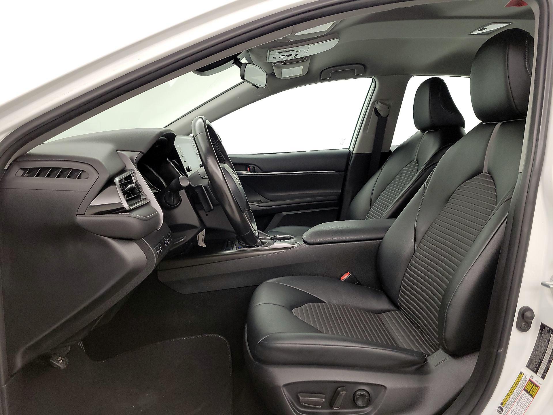 Thumbnail: 2023 Toyota Camry - 11