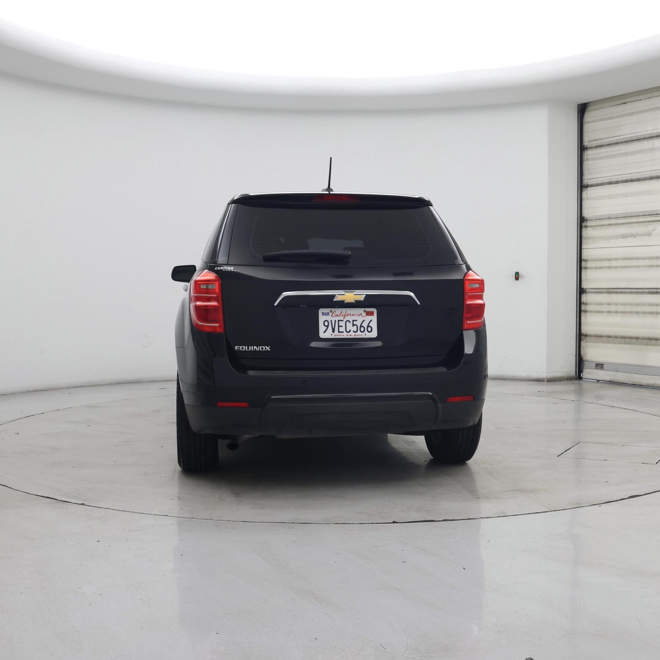 Thumbnail: 2017 Chevrolet Equinox - 6