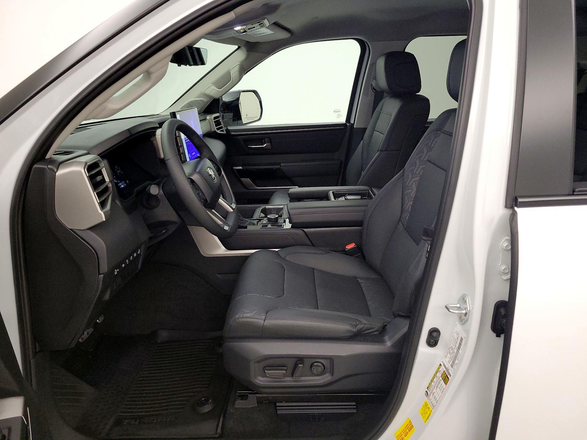 Thumbnail: 2024 Toyota Tundra - 11