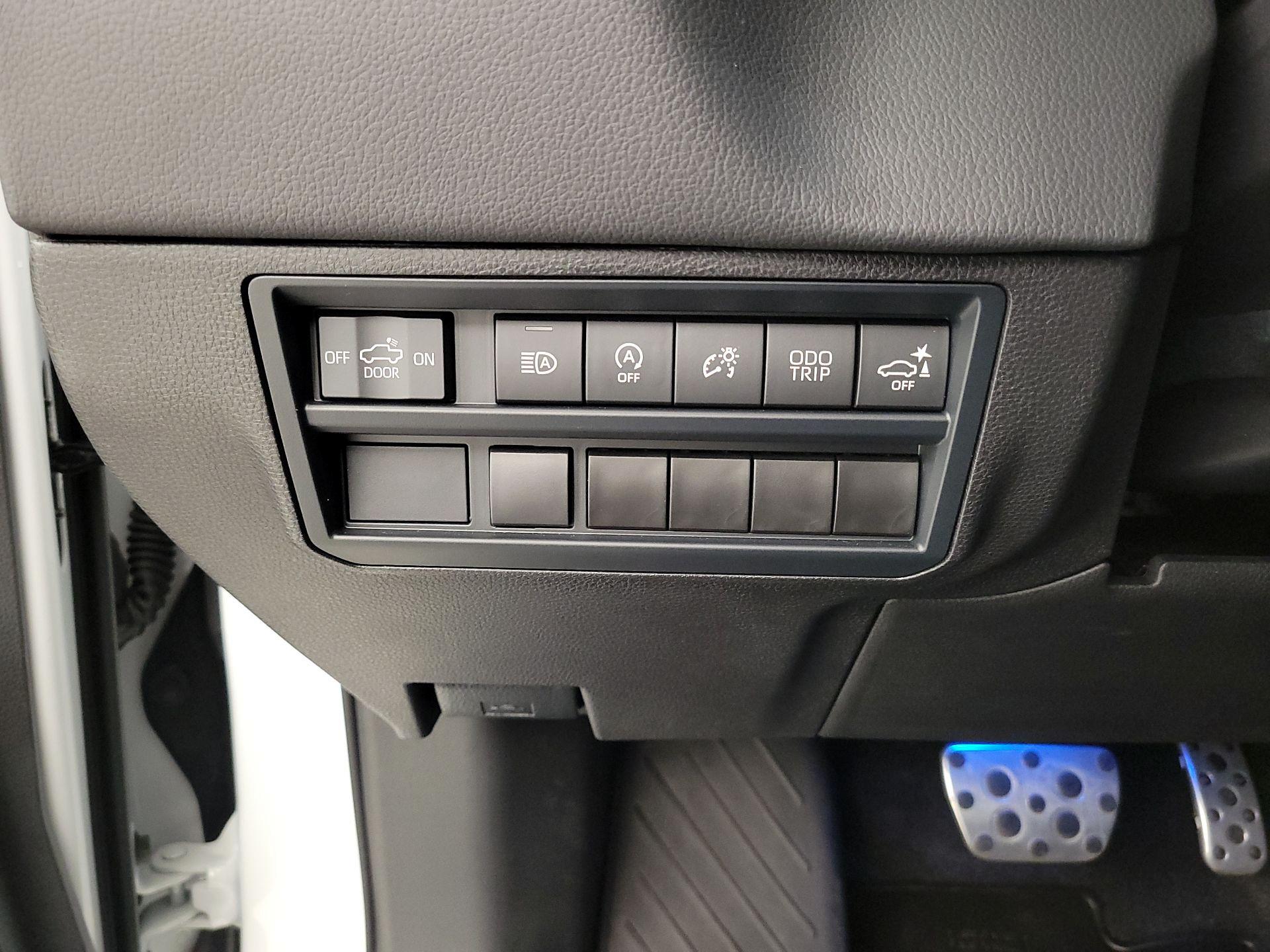 Thumbnail: 2024 Toyota Tundra - 13