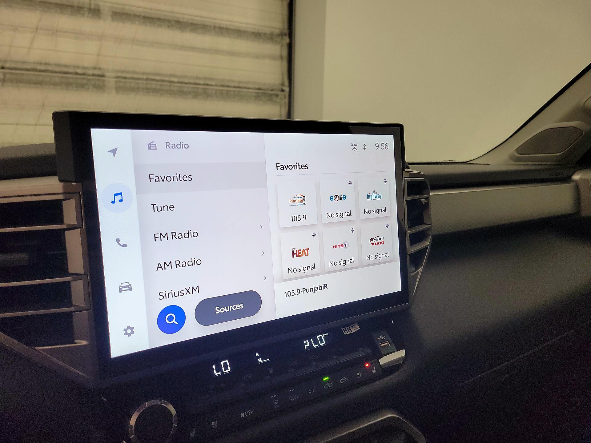 Thumbnail: 2024 Toyota Tundra - 15