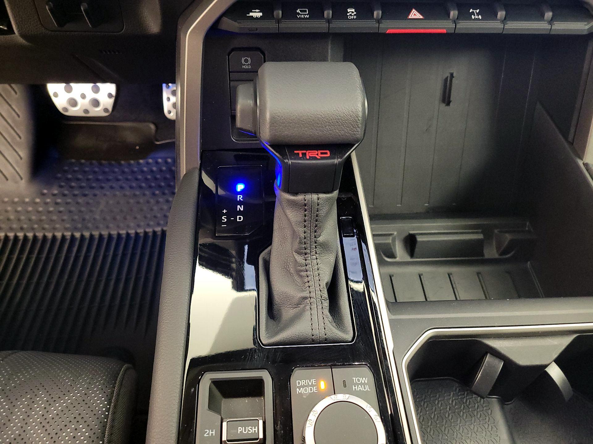 Thumbnail: 2024 Toyota Tundra - 17