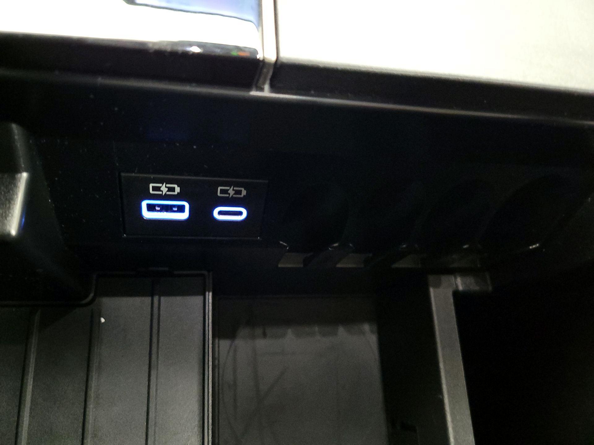 Thumbnail: 2024 Toyota Tundra - 18