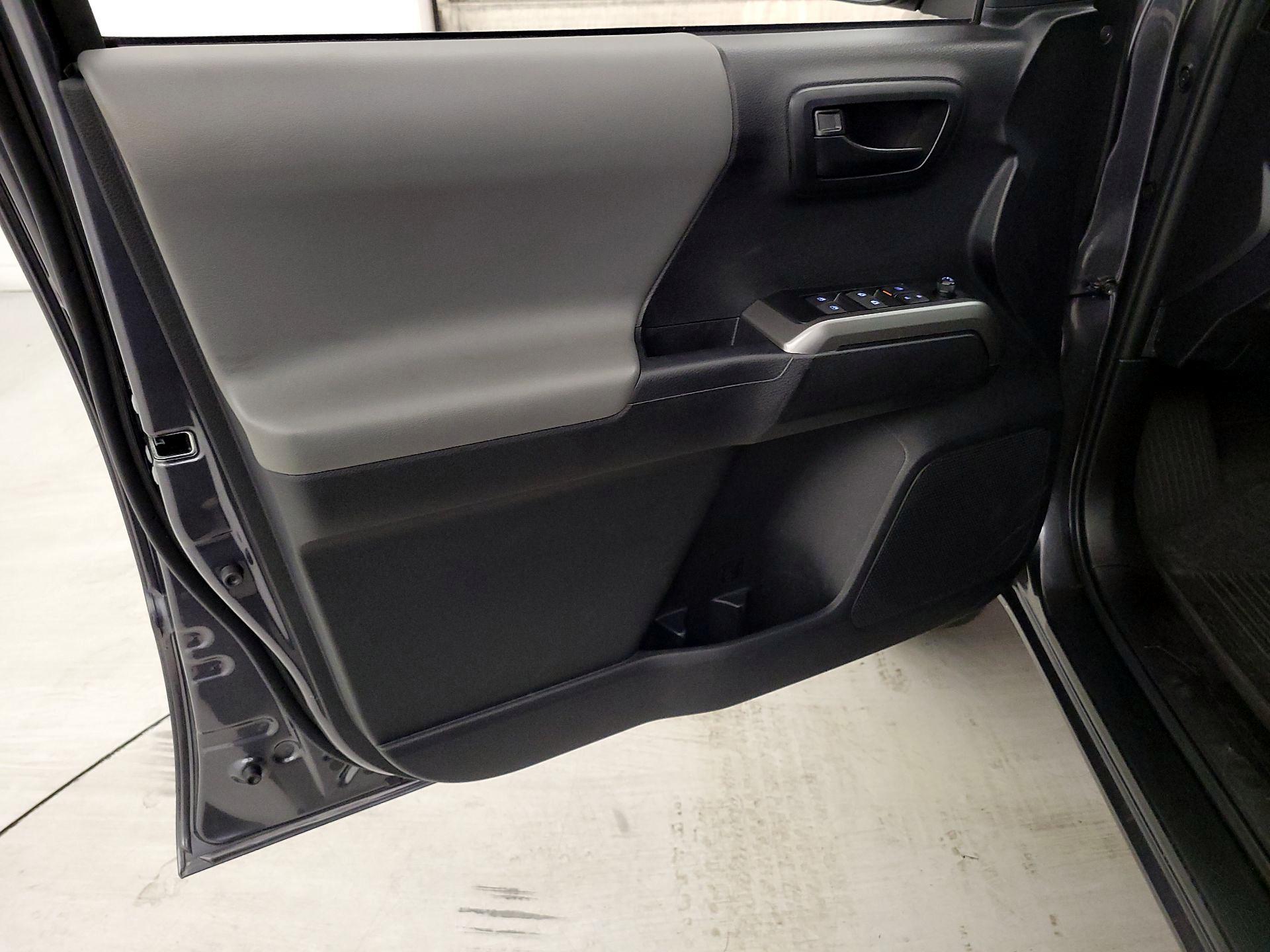 Thumbnail: 2023 Toyota Tacoma - 12