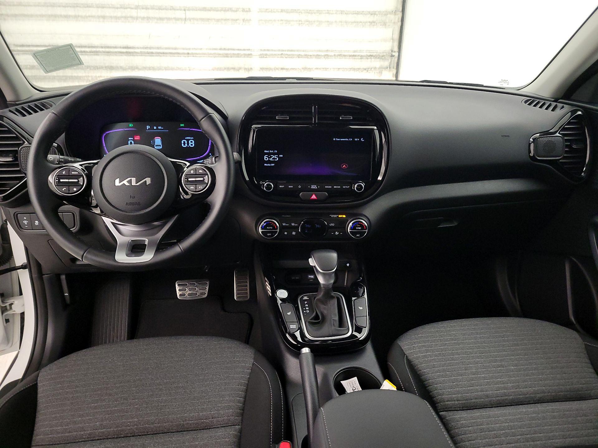 Thumbnail: 2025 Kia Soul - 9