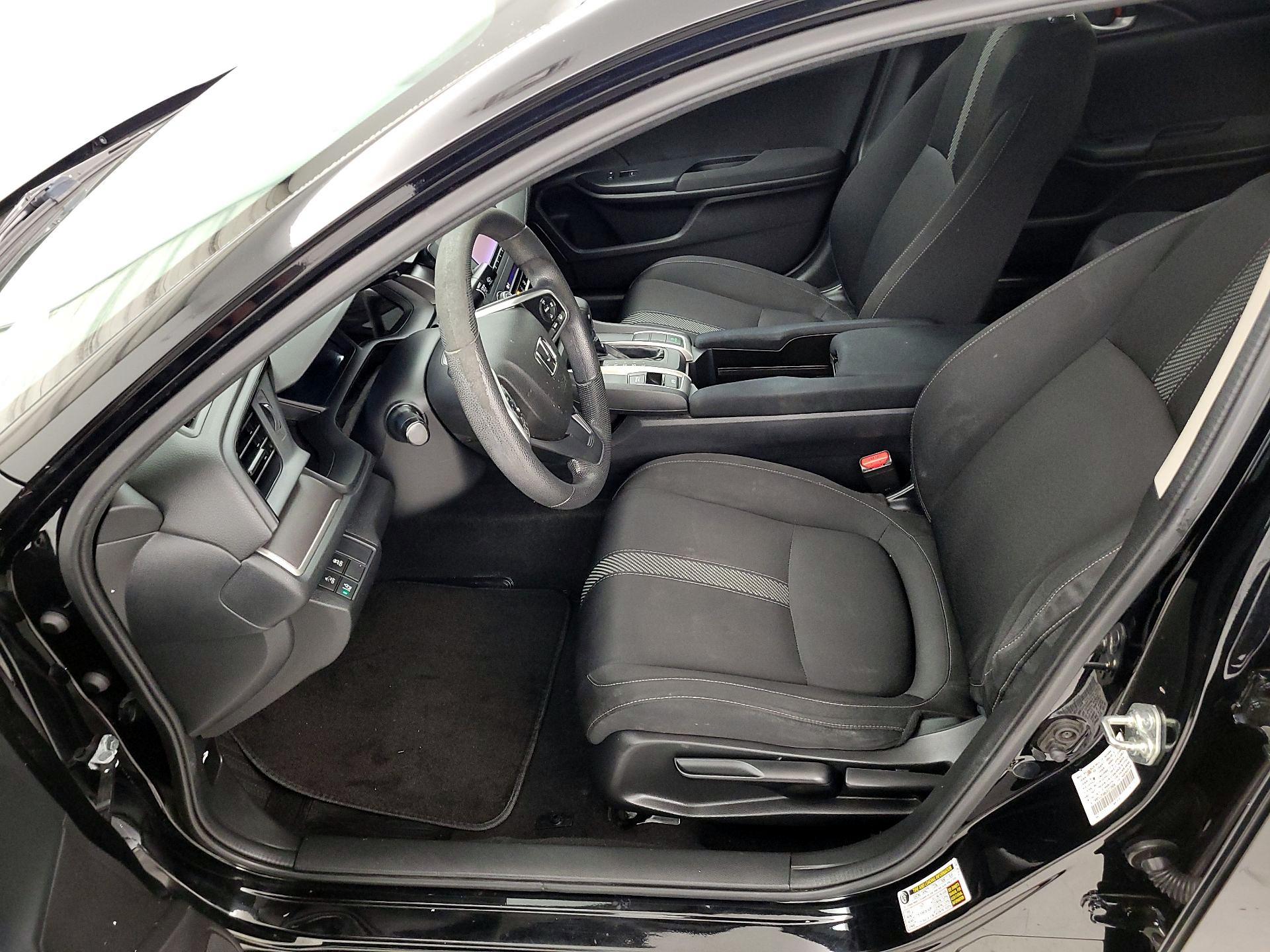 Thumbnail: 2016 Honda Civic - 11