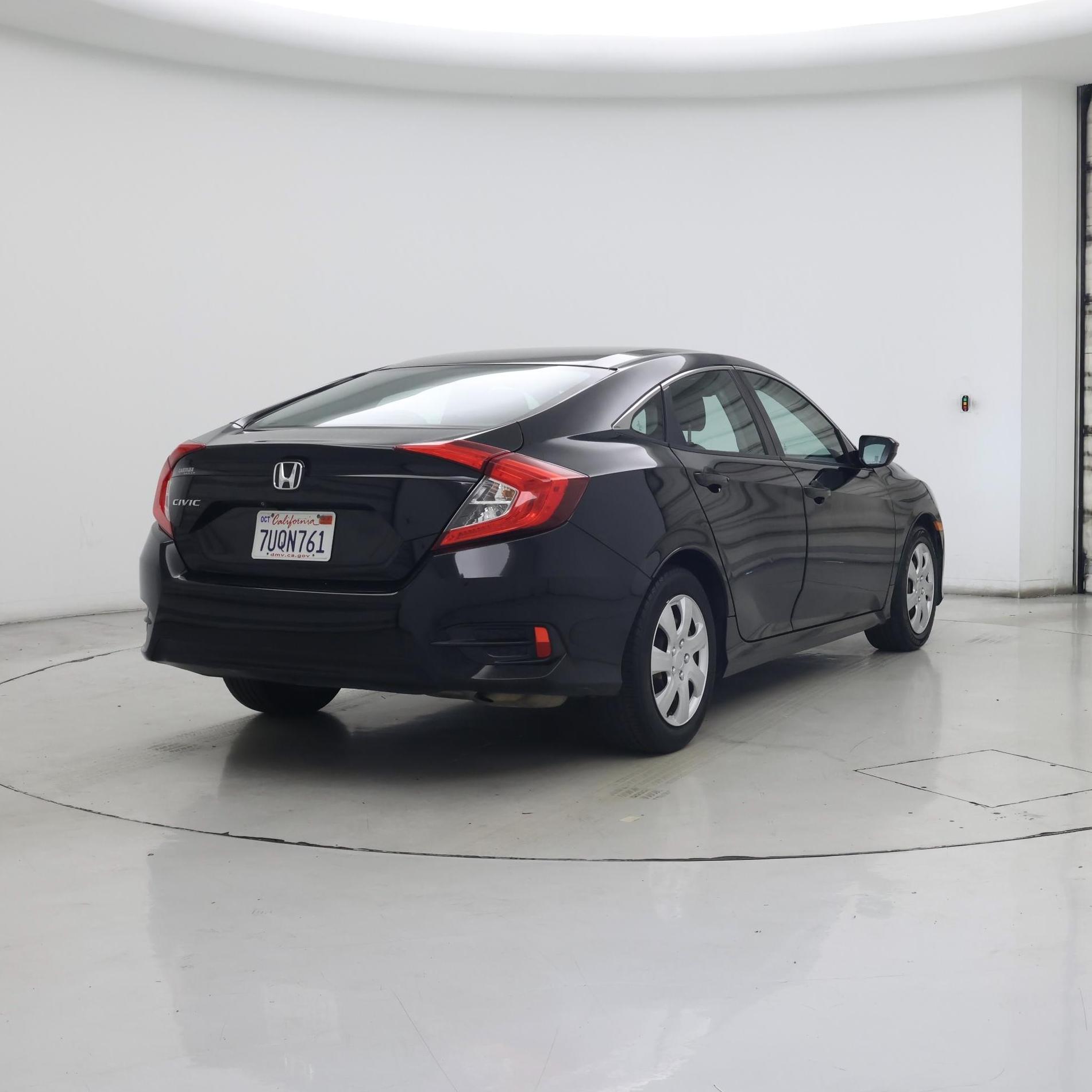 Thumbnail: 2016 Honda Civic - 8