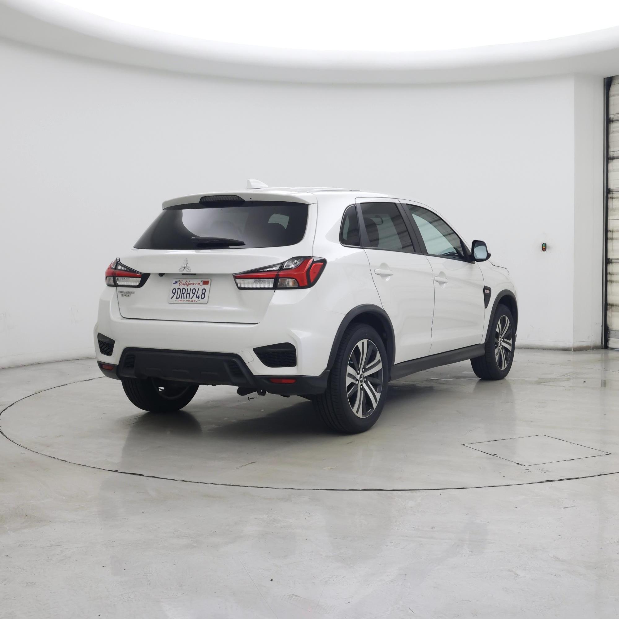 Thumbnail: 2020 Mitsubishi Outlander Sport - 8