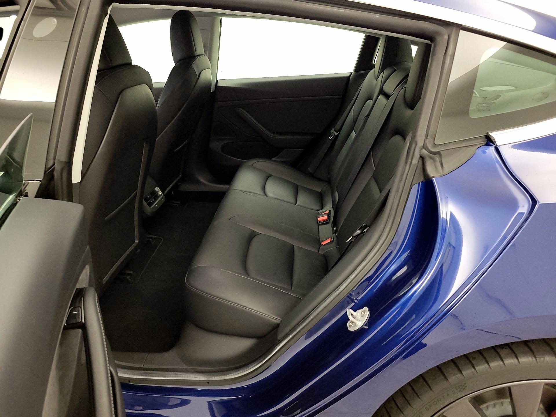 Thumbnail: 2020 Tesla Model 3 - 18