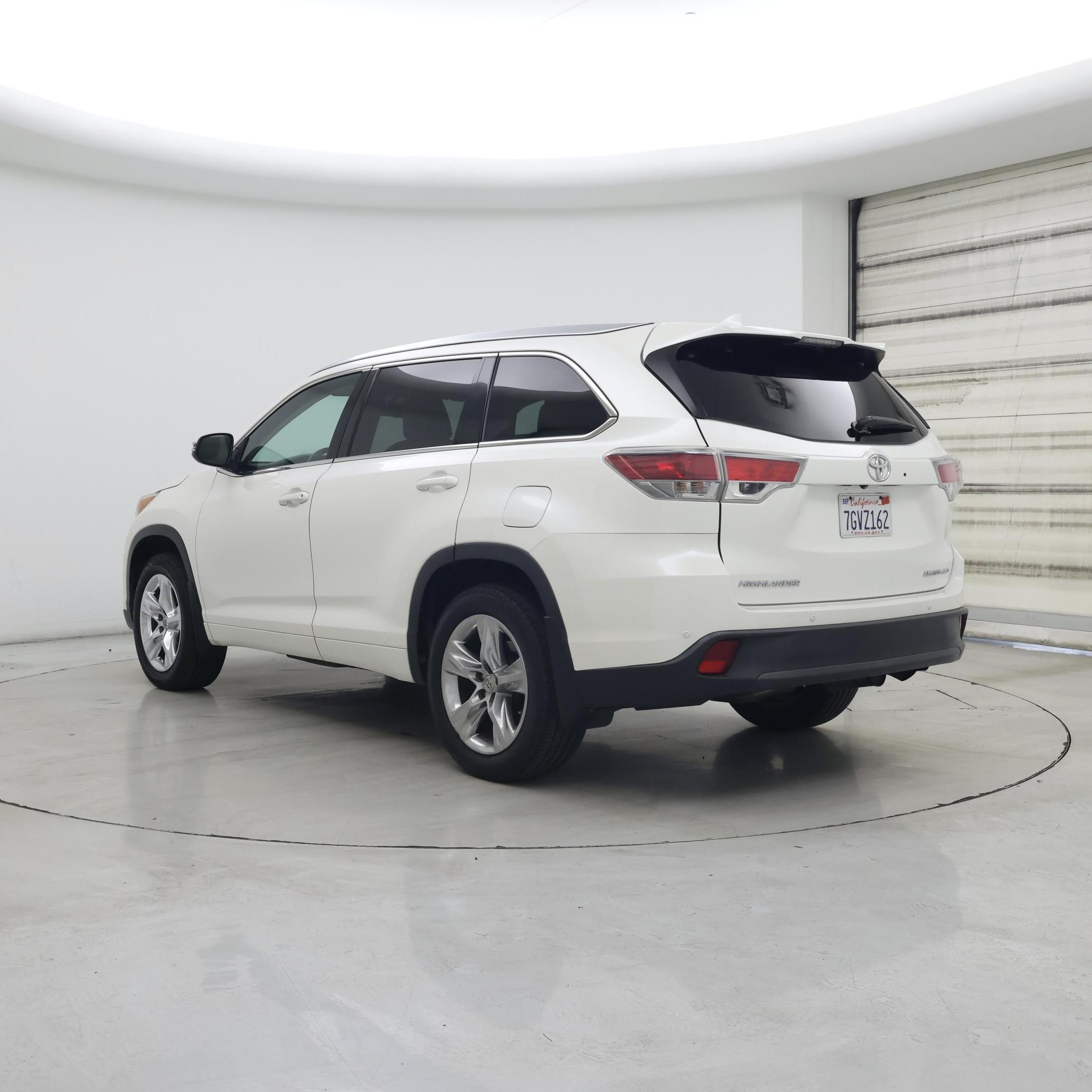 Thumbnail: 2015 Toyota Highlander - 2