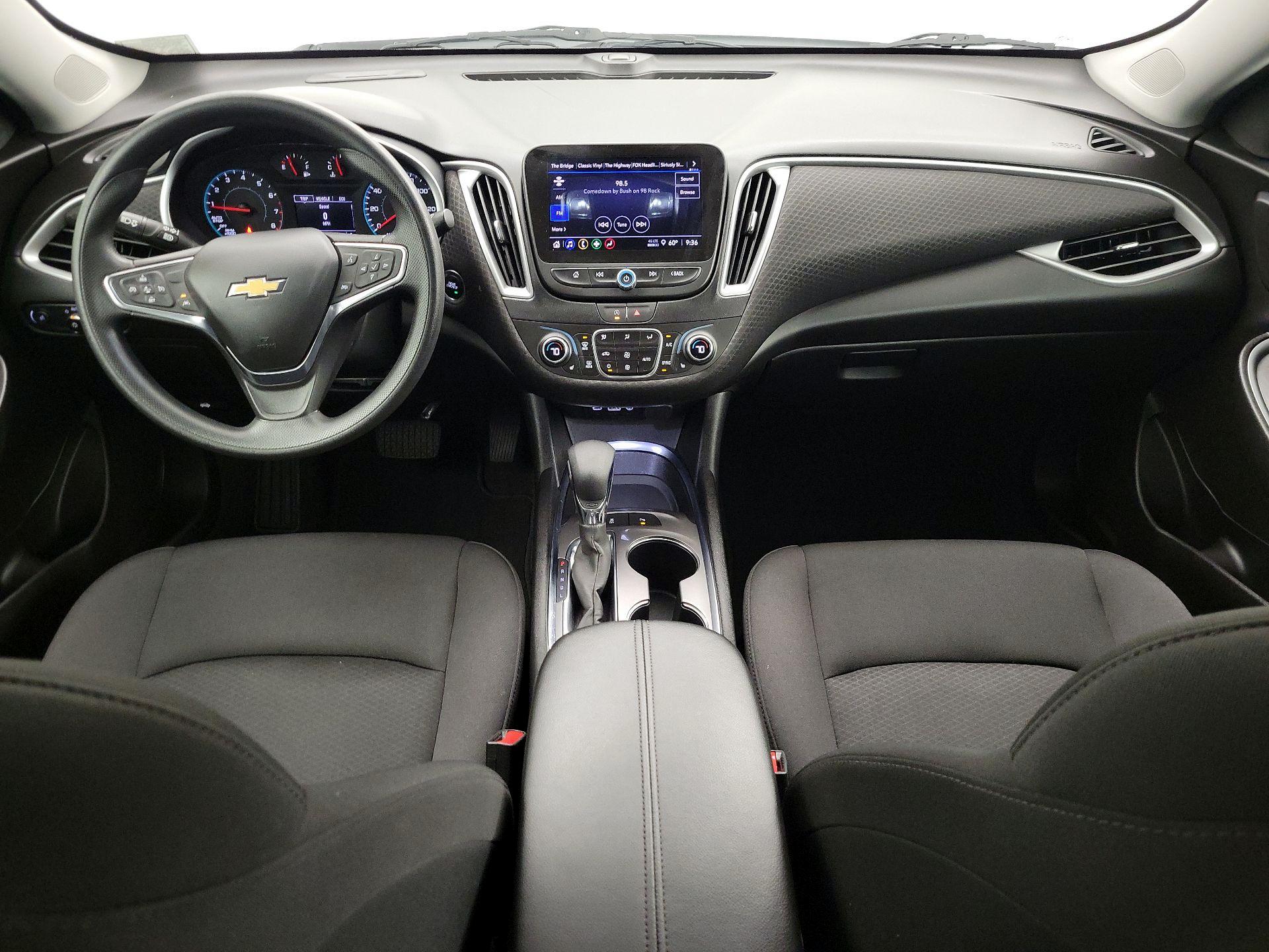 Thumbnail: 2024 Chevrolet Malibu - 9