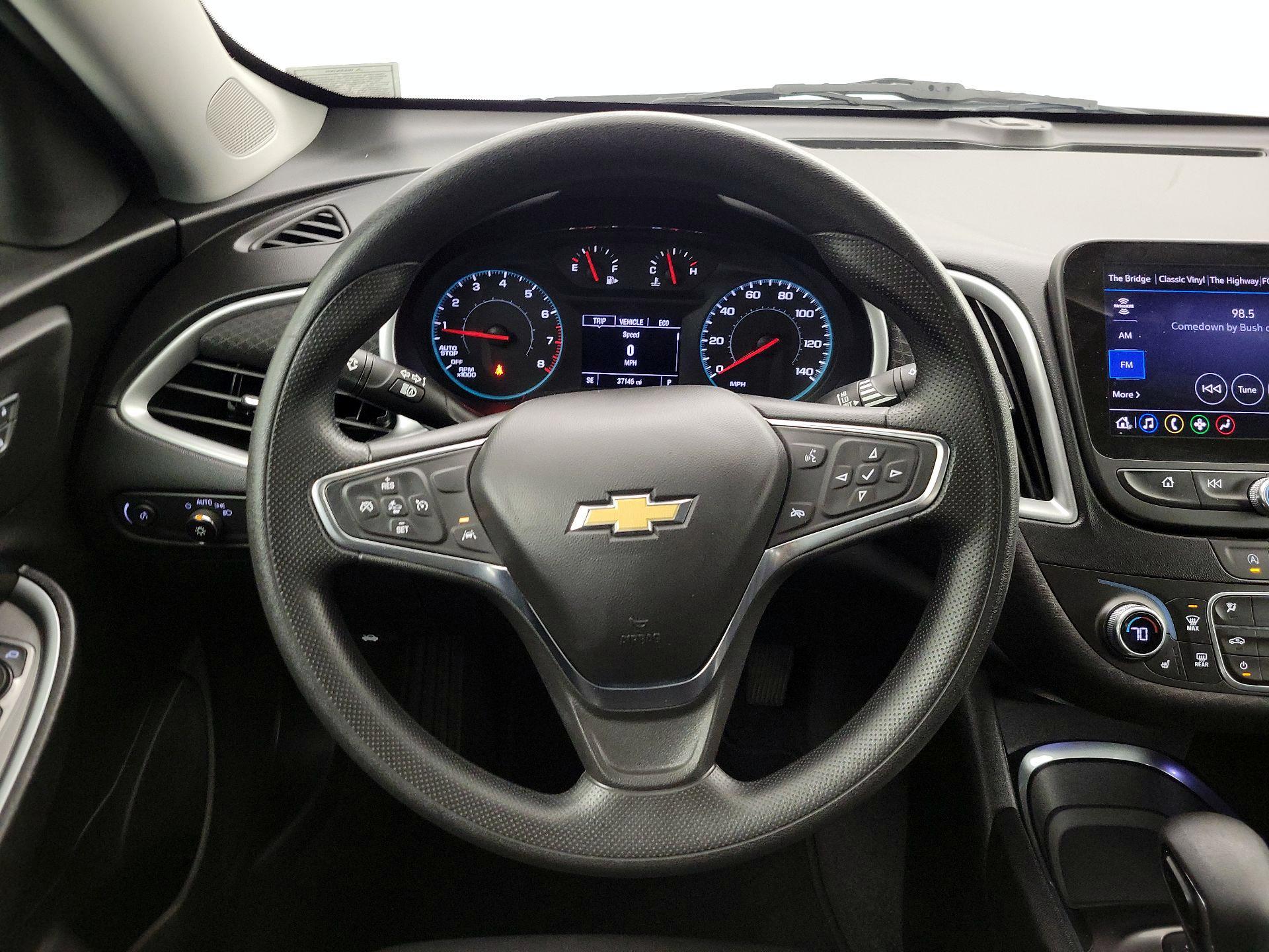 Thumbnail: 2024 Chevrolet Malibu - 10