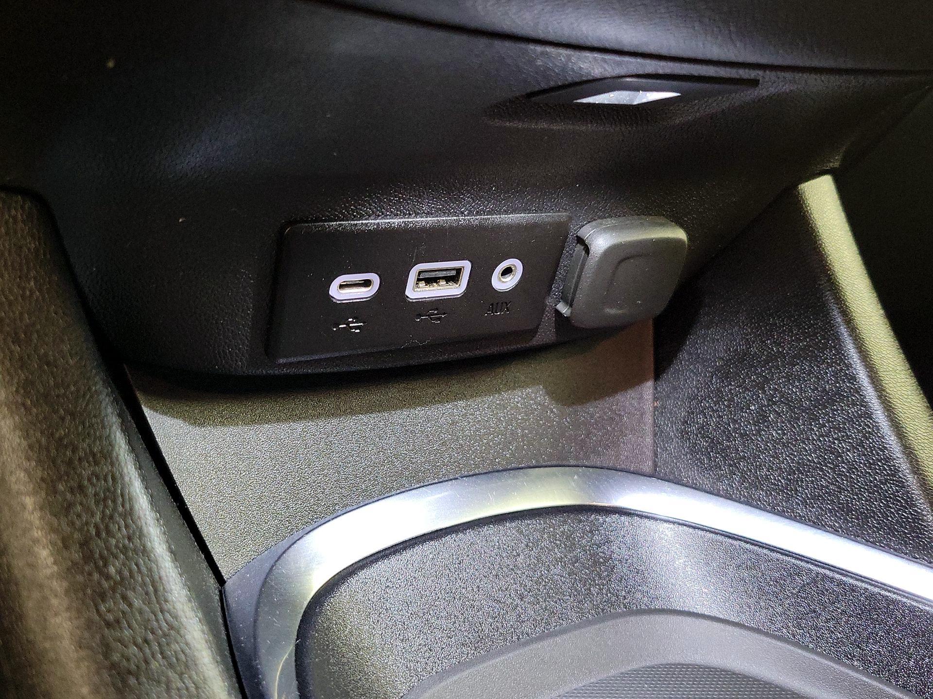 Thumbnail: 2024 Chevrolet Malibu - 17