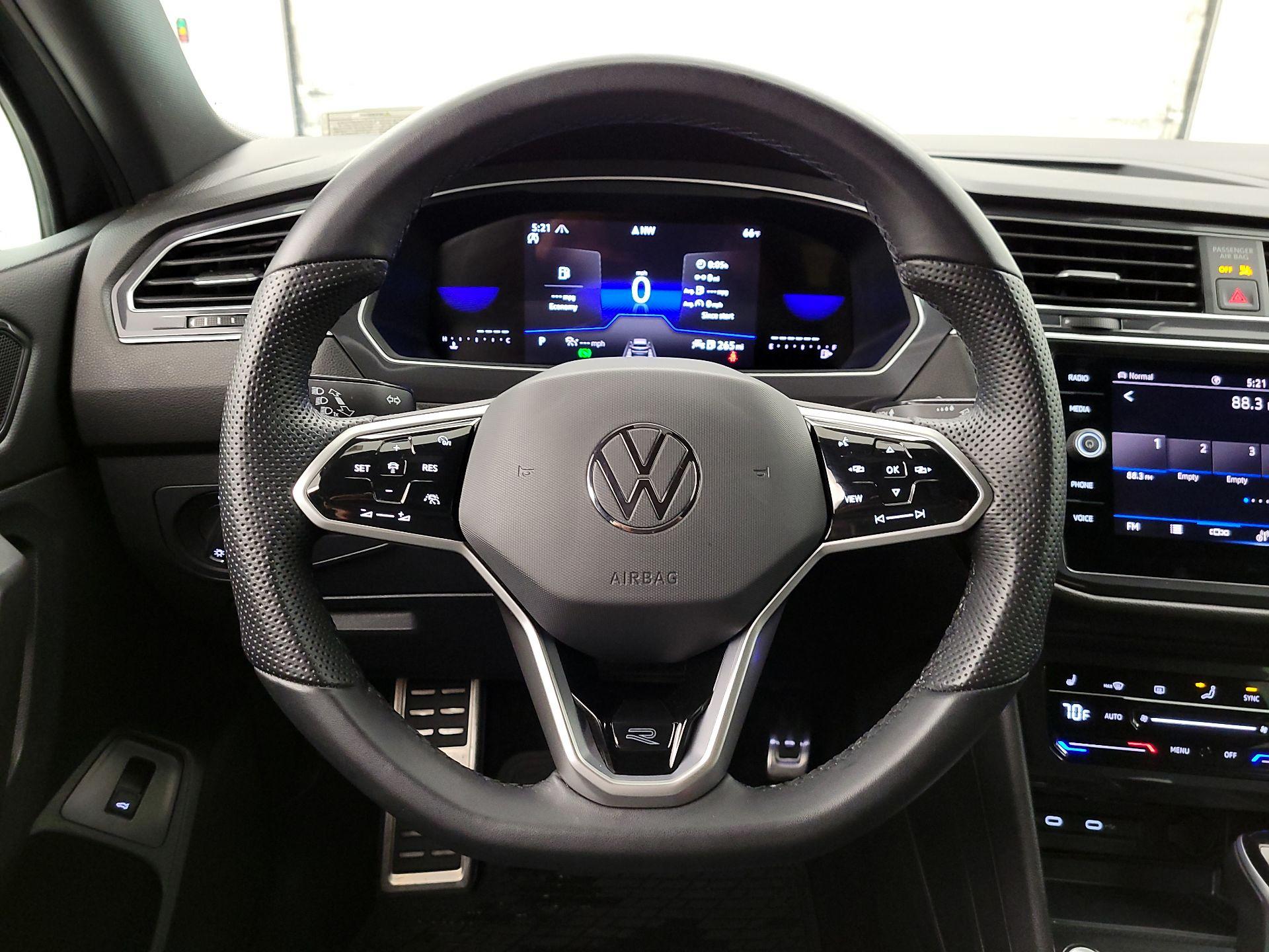 Thumbnail: 2024 Volkswagen Tiguan - 10