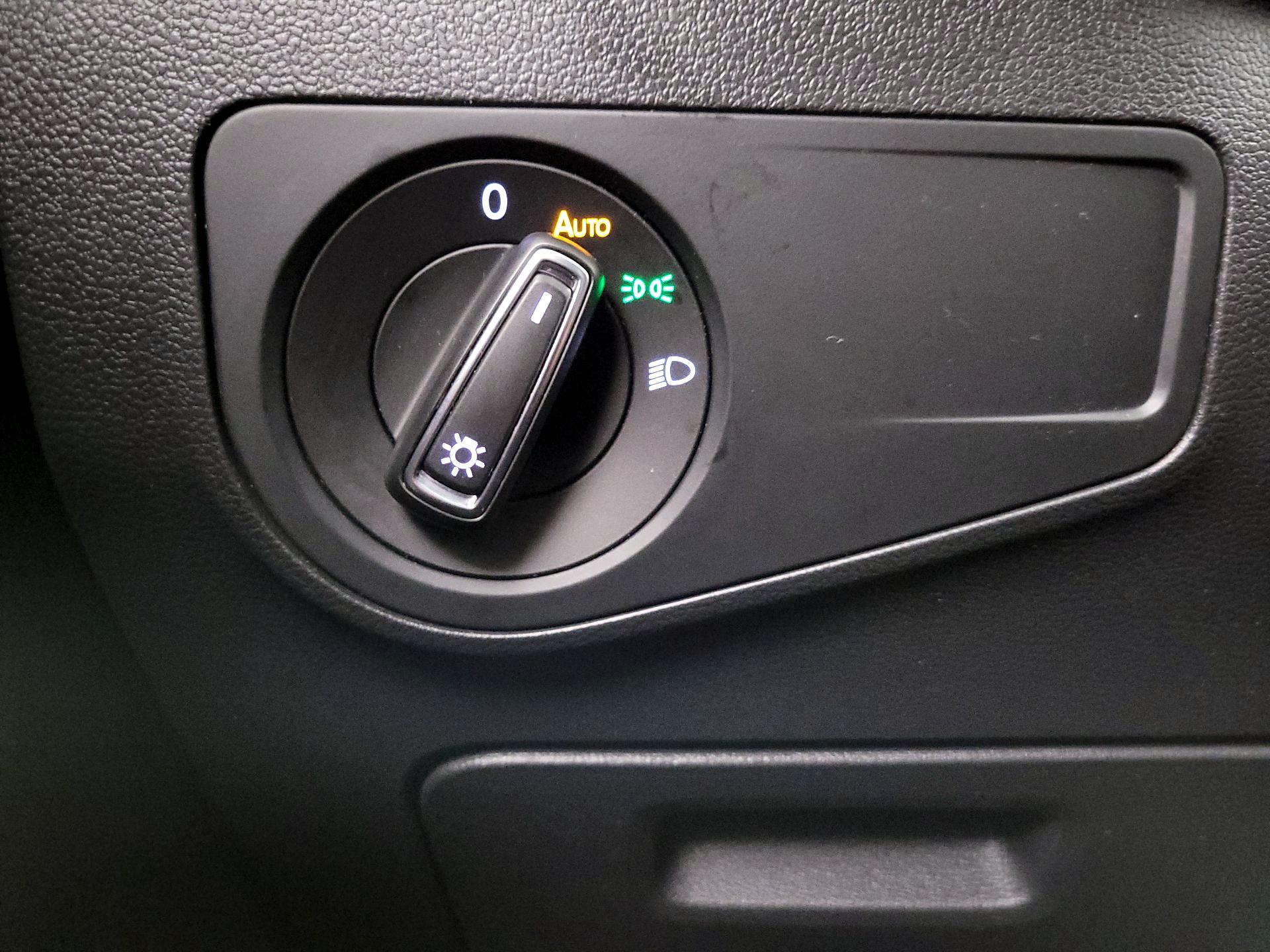 Thumbnail: 2024 Volkswagen Tiguan - 13