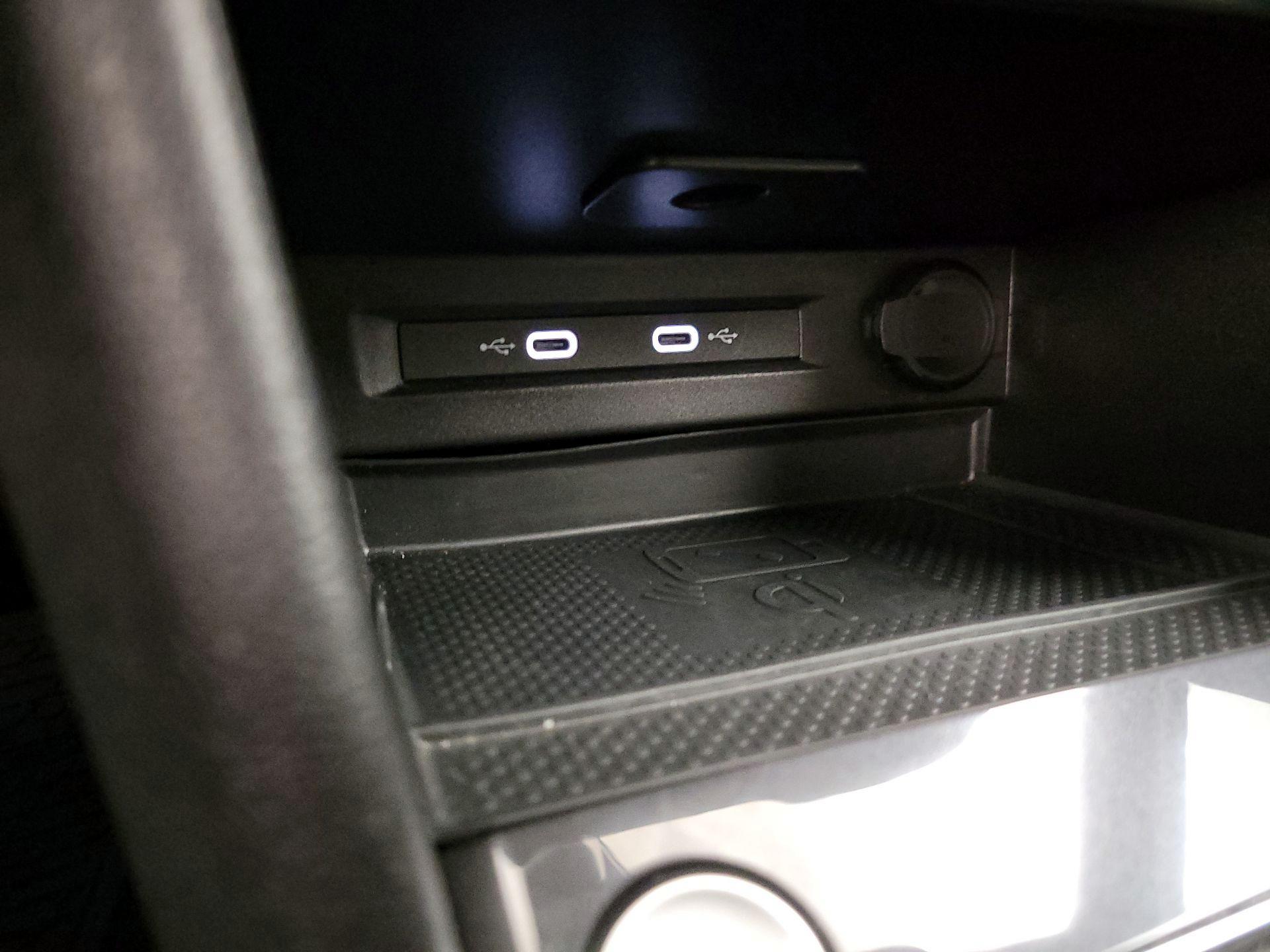 Thumbnail: 2024 Volkswagen Tiguan - 18