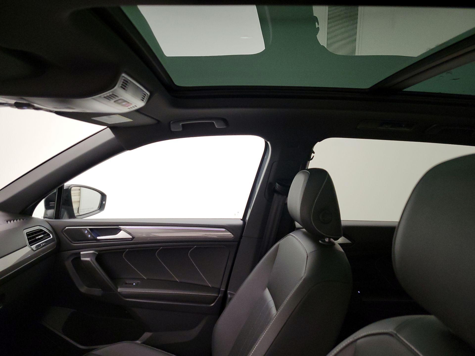 Thumbnail: 2024 Volkswagen Tiguan - 19