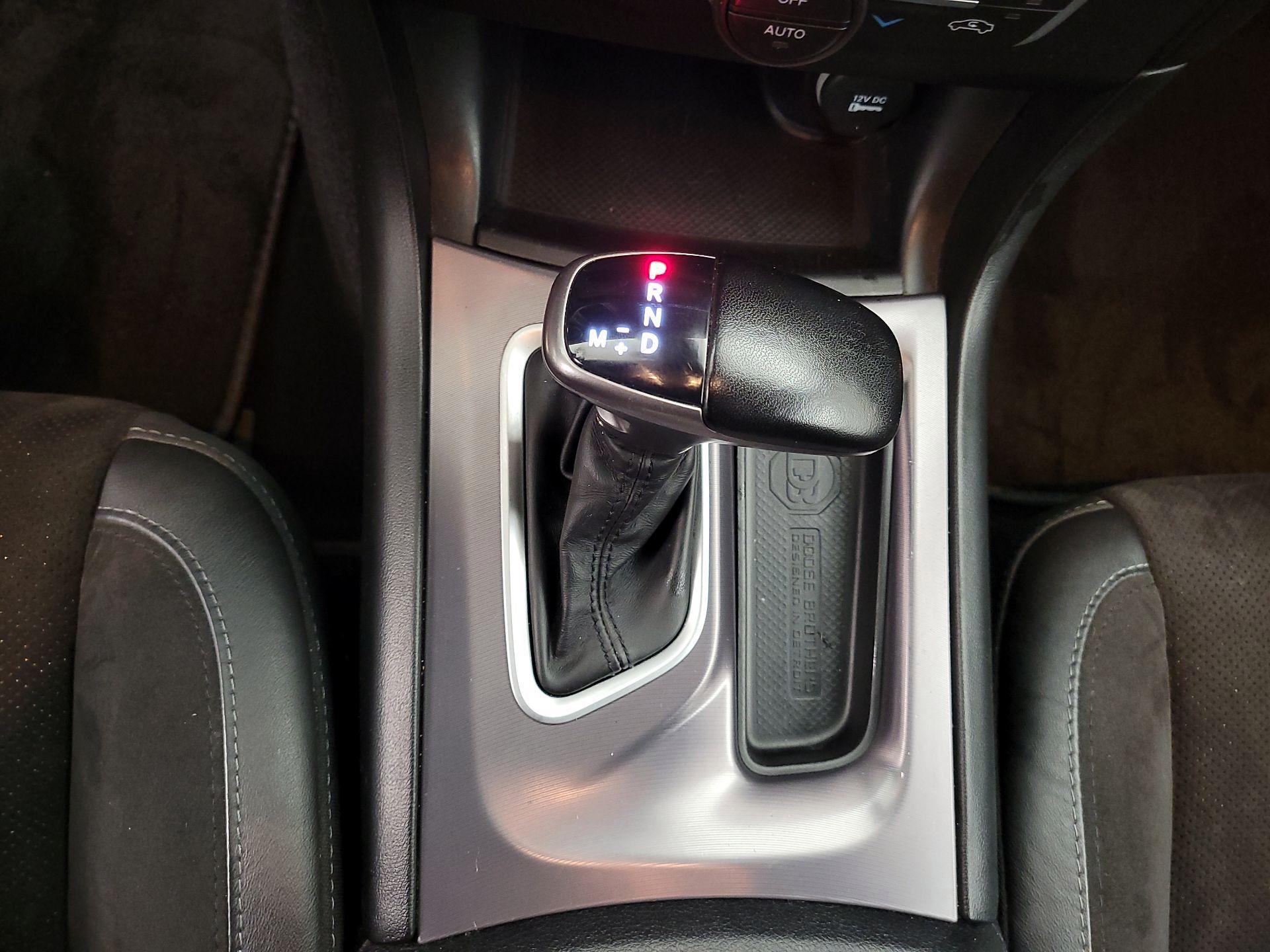 Thumbnail: 2020 Dodge Charger - 16