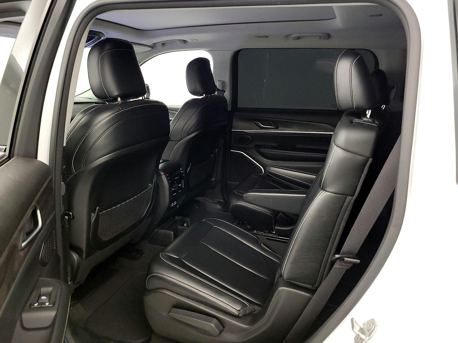 Thumbnail: 2021 Jeep Grand Cherokee L - 19