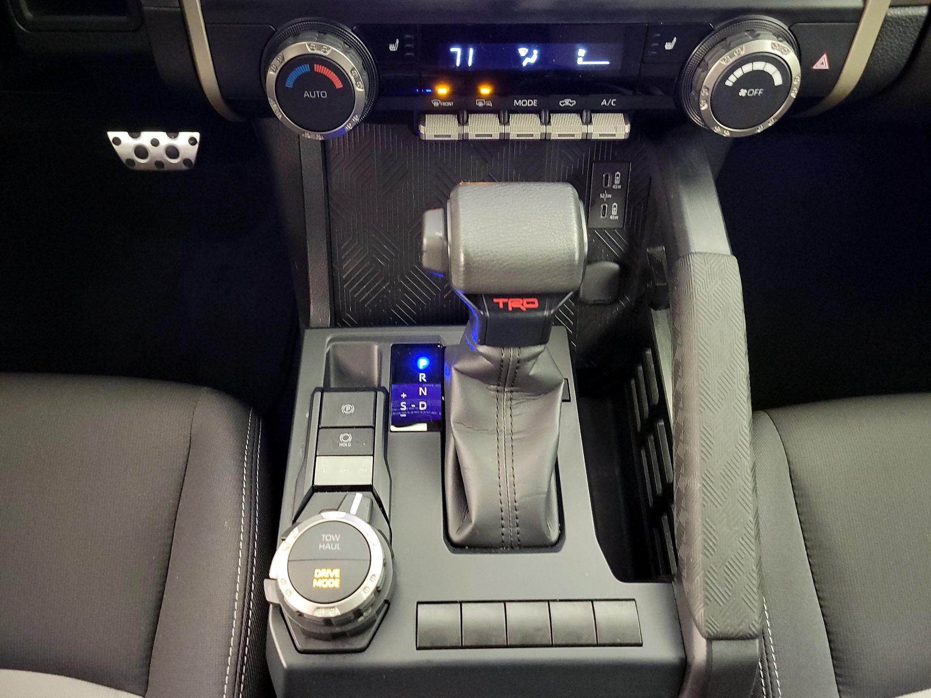 Thumbnail: 2024 Toyota Tacoma - 17