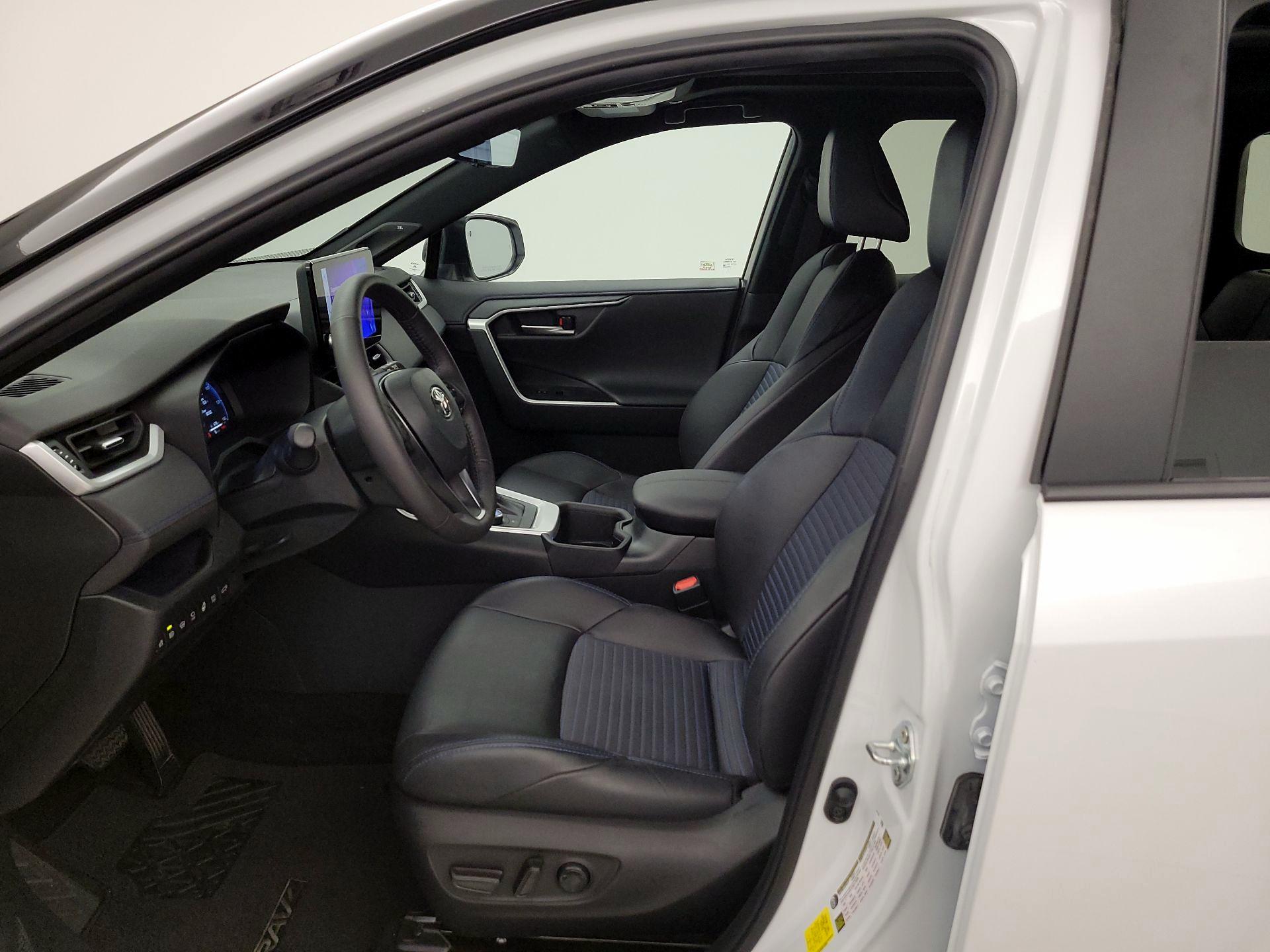 Thumbnail: 2024 Toyota RAV4 - 11