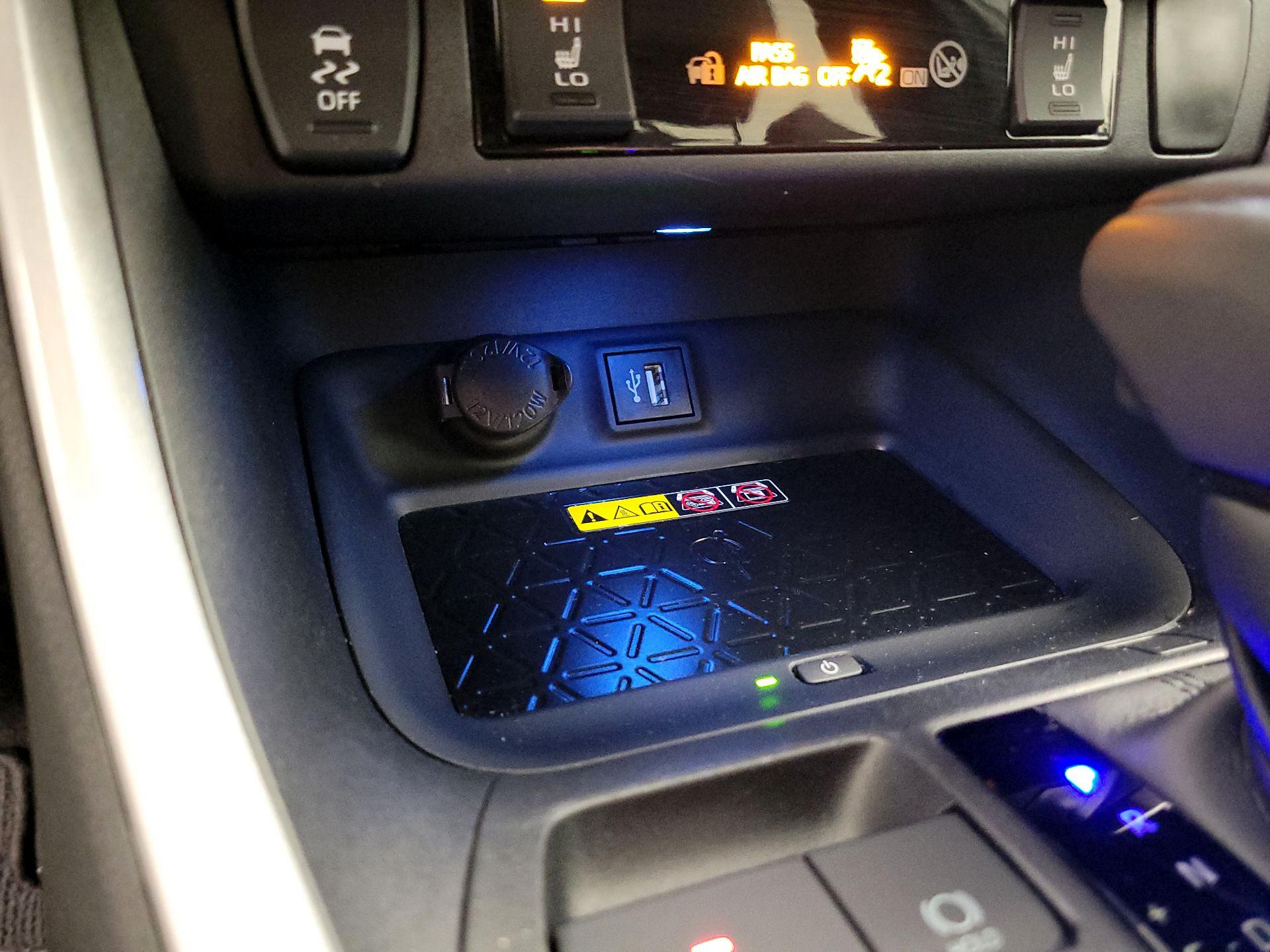 Thumbnail: 2024 Toyota RAV4 - 18