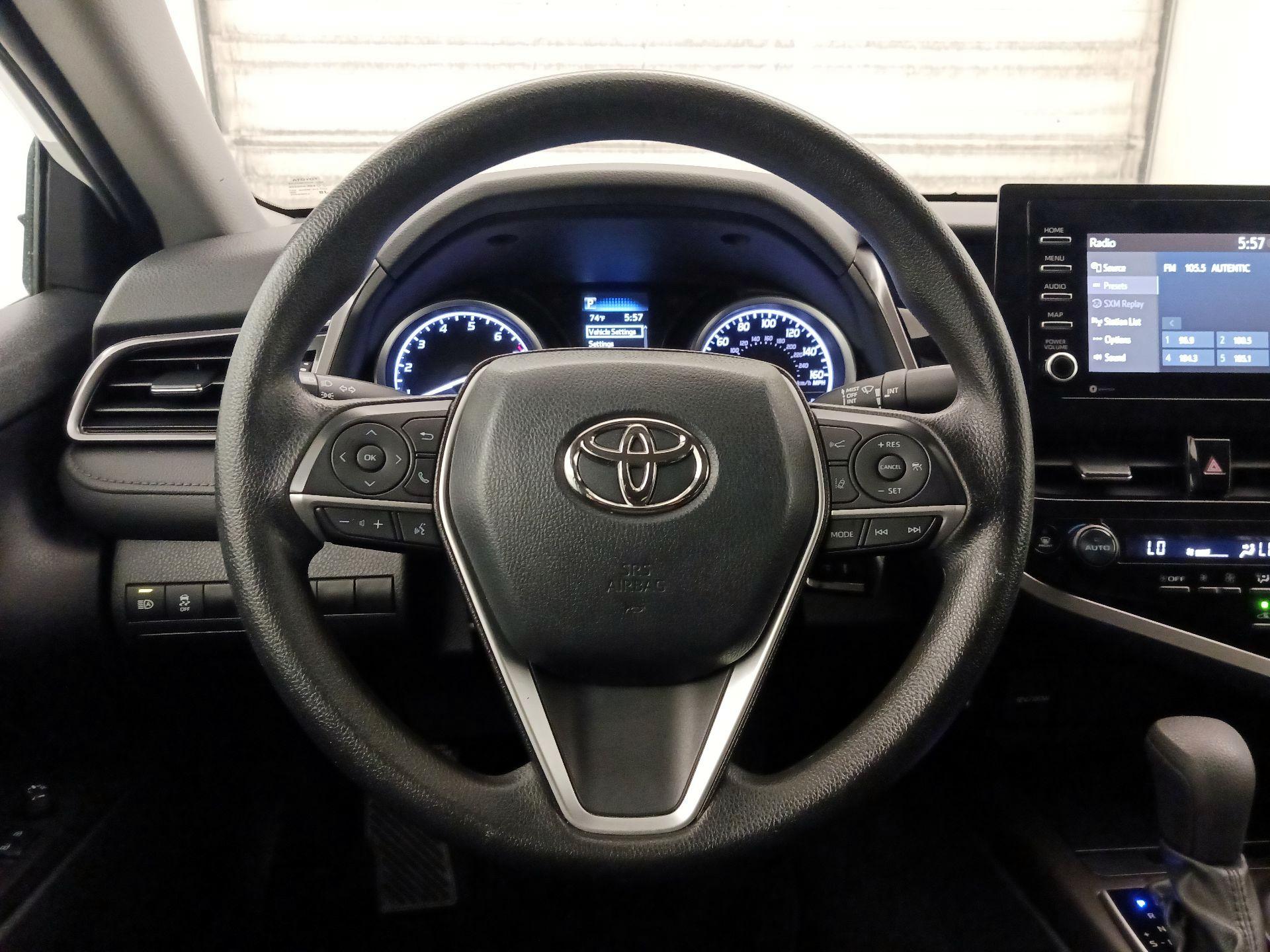 Thumbnail: 2022 Toyota Camry - 10