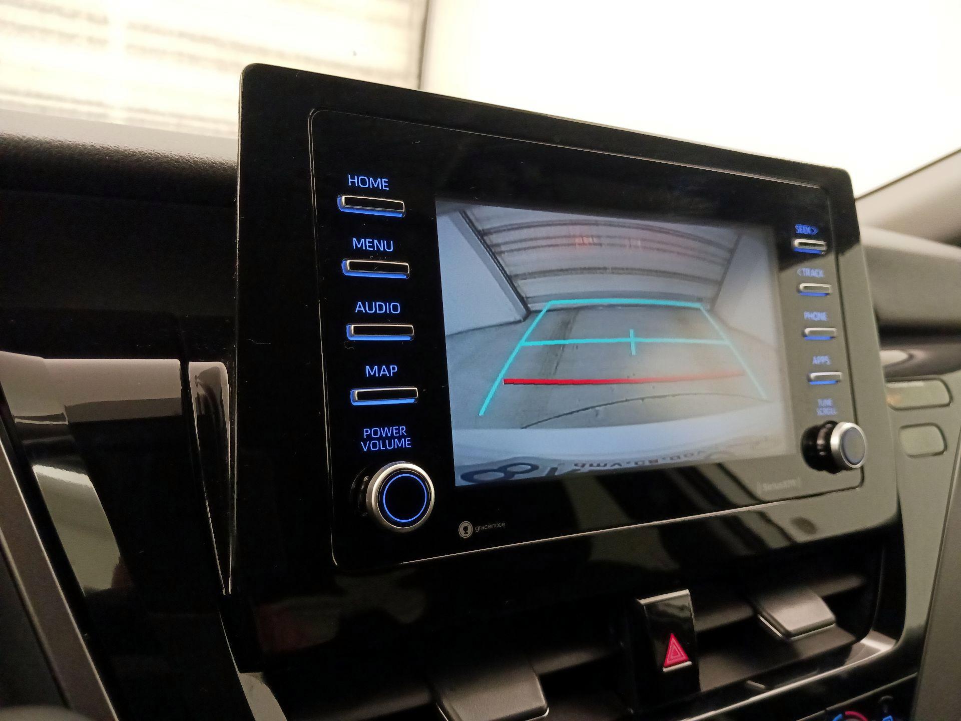 Thumbnail: 2022 Toyota Camry - 14