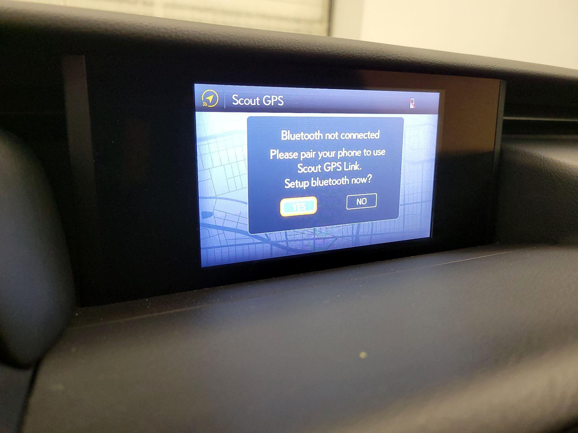 Thumbnail: 2020 Lexus IS - 14