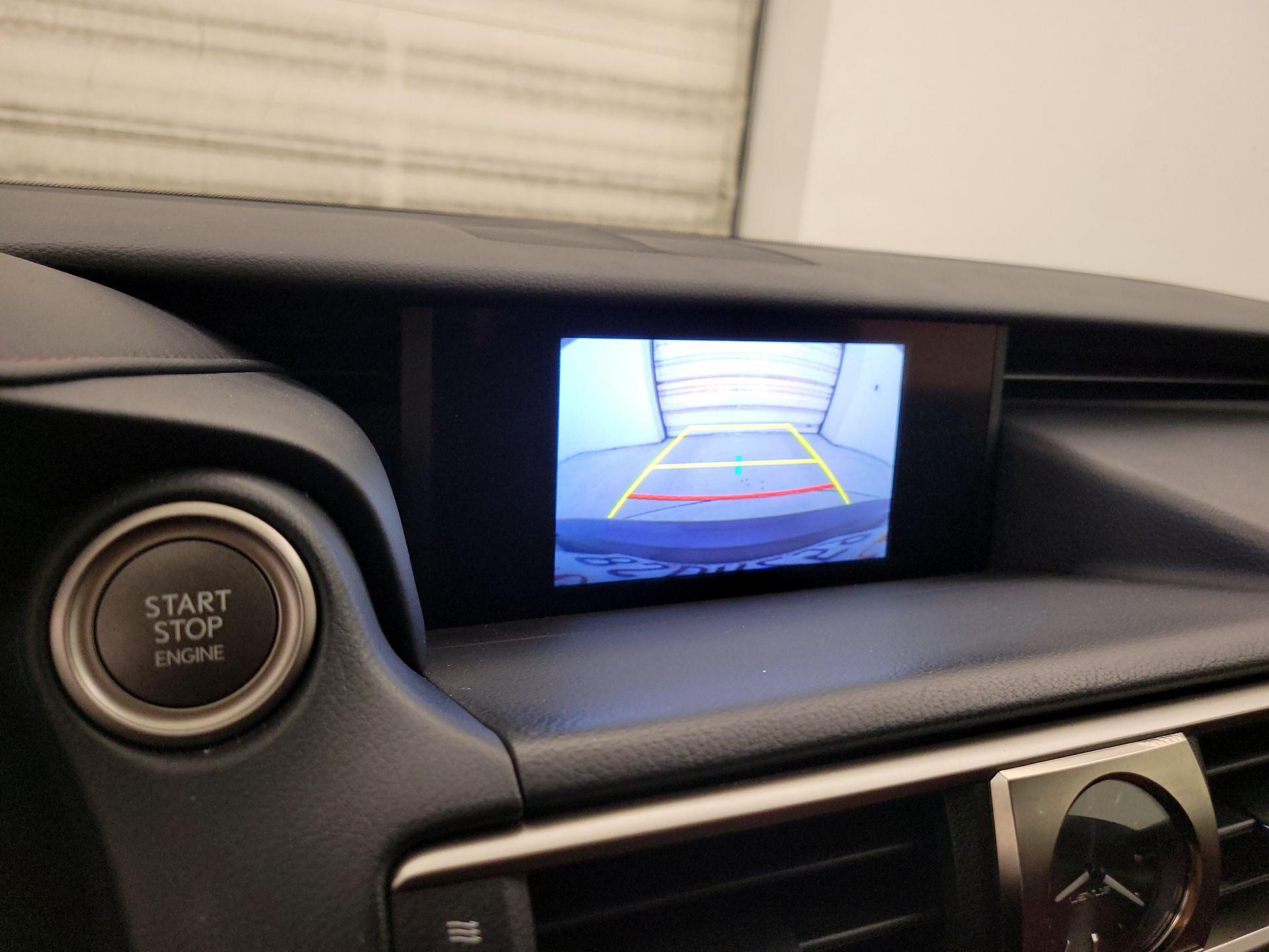 Thumbnail: 2020 Lexus IS - 15