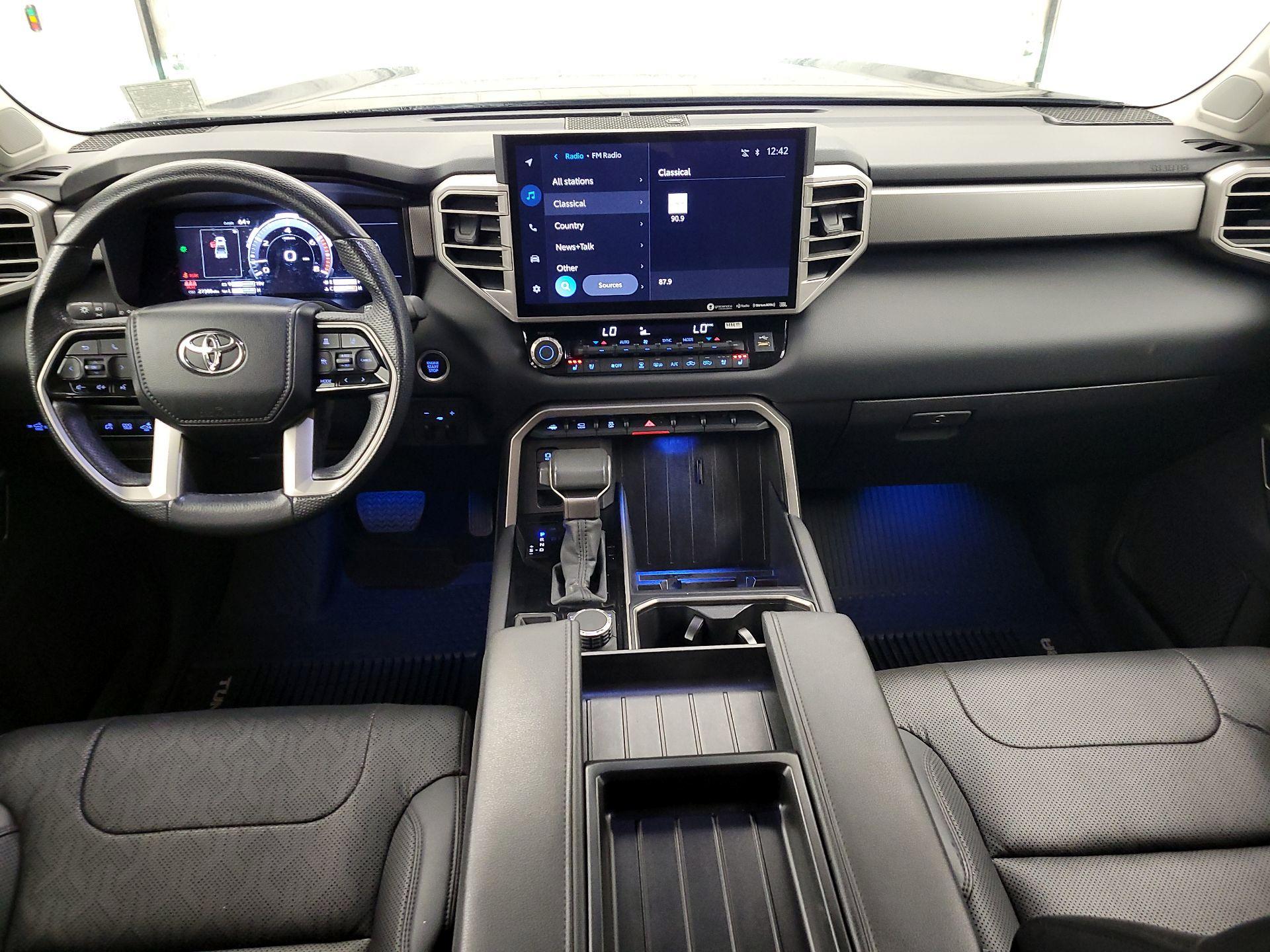 Thumbnail: 2024 Toyota Tundra - 9