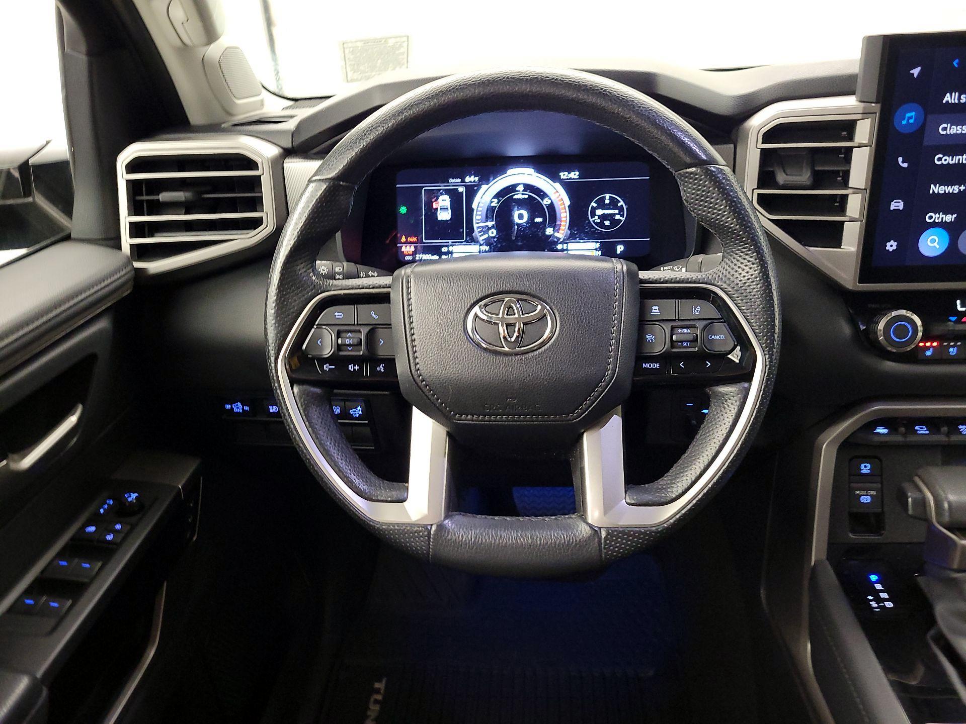 Thumbnail: 2024 Toyota Tundra - 10