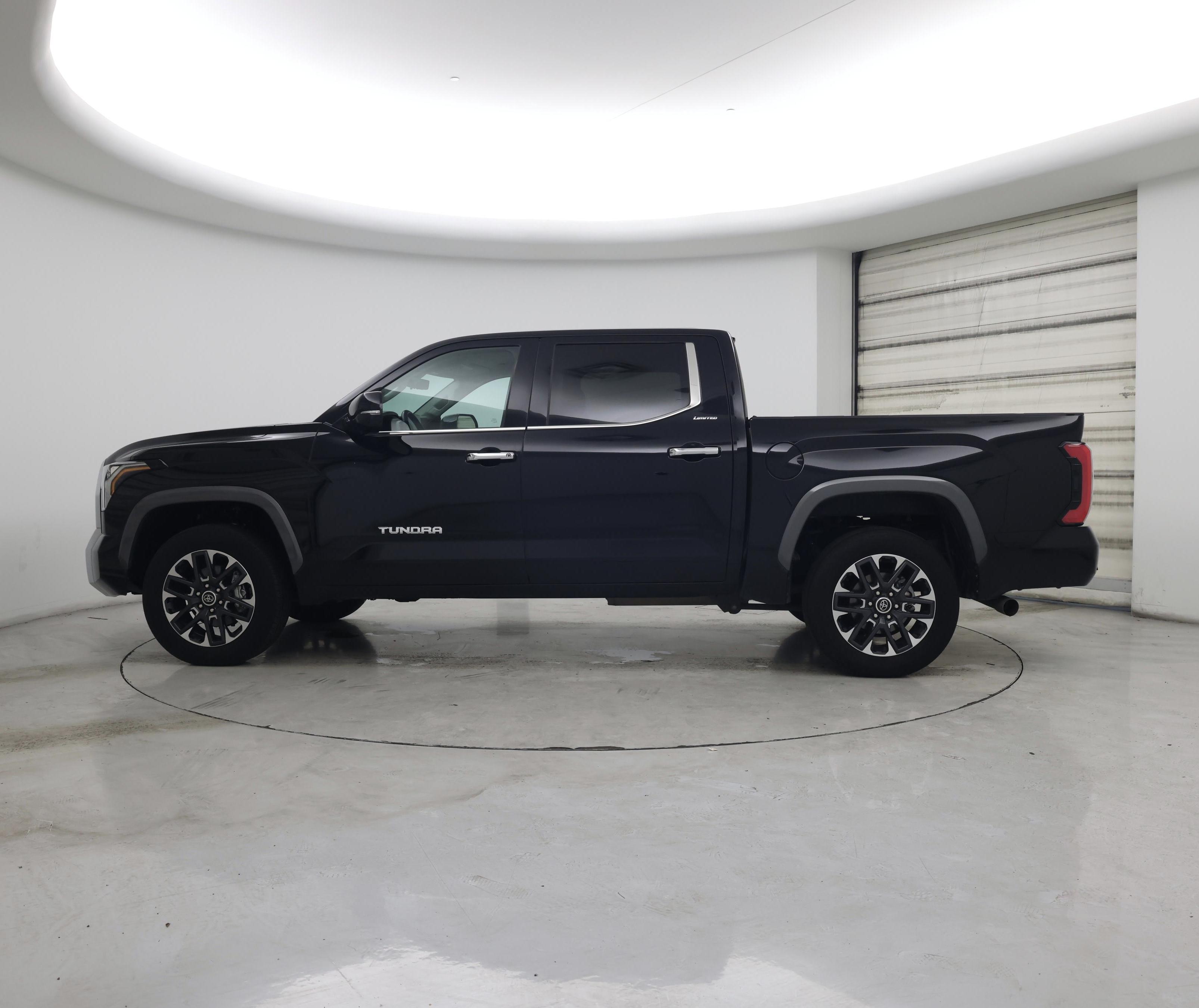 Thumbnail: 2024 Toyota Tundra - 3