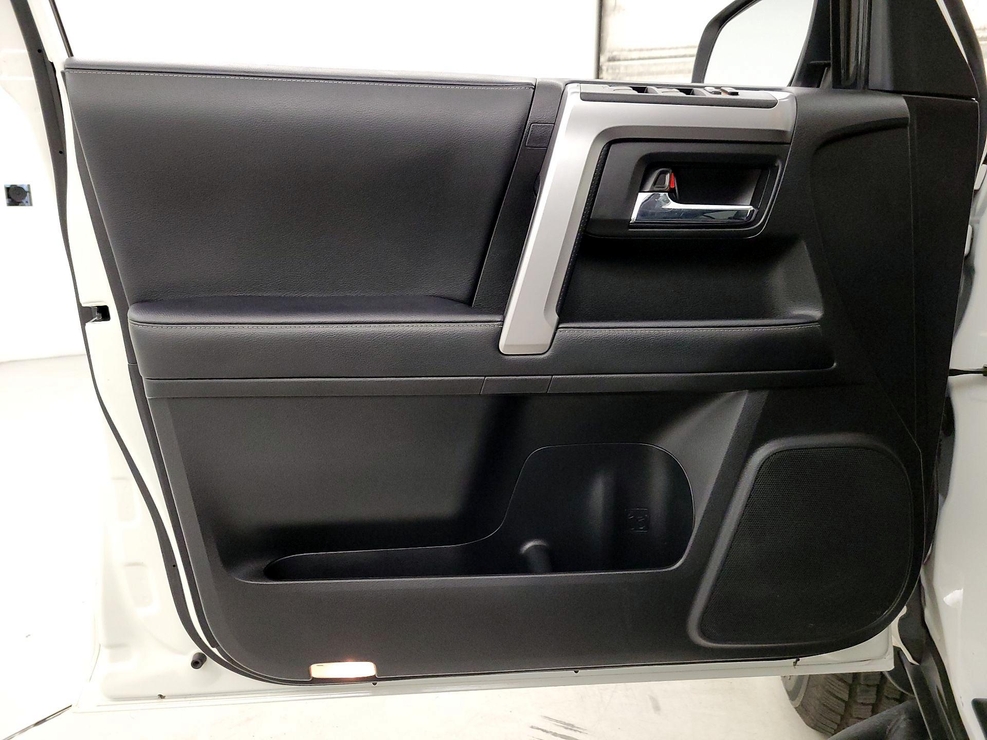 Thumbnail: 2021 Toyota 4Runner - 12