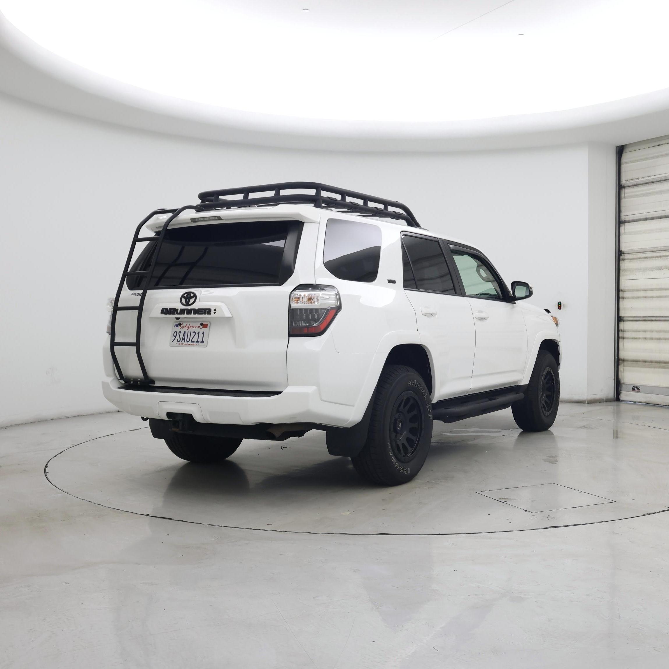 Thumbnail: 2021 Toyota 4Runner - 8