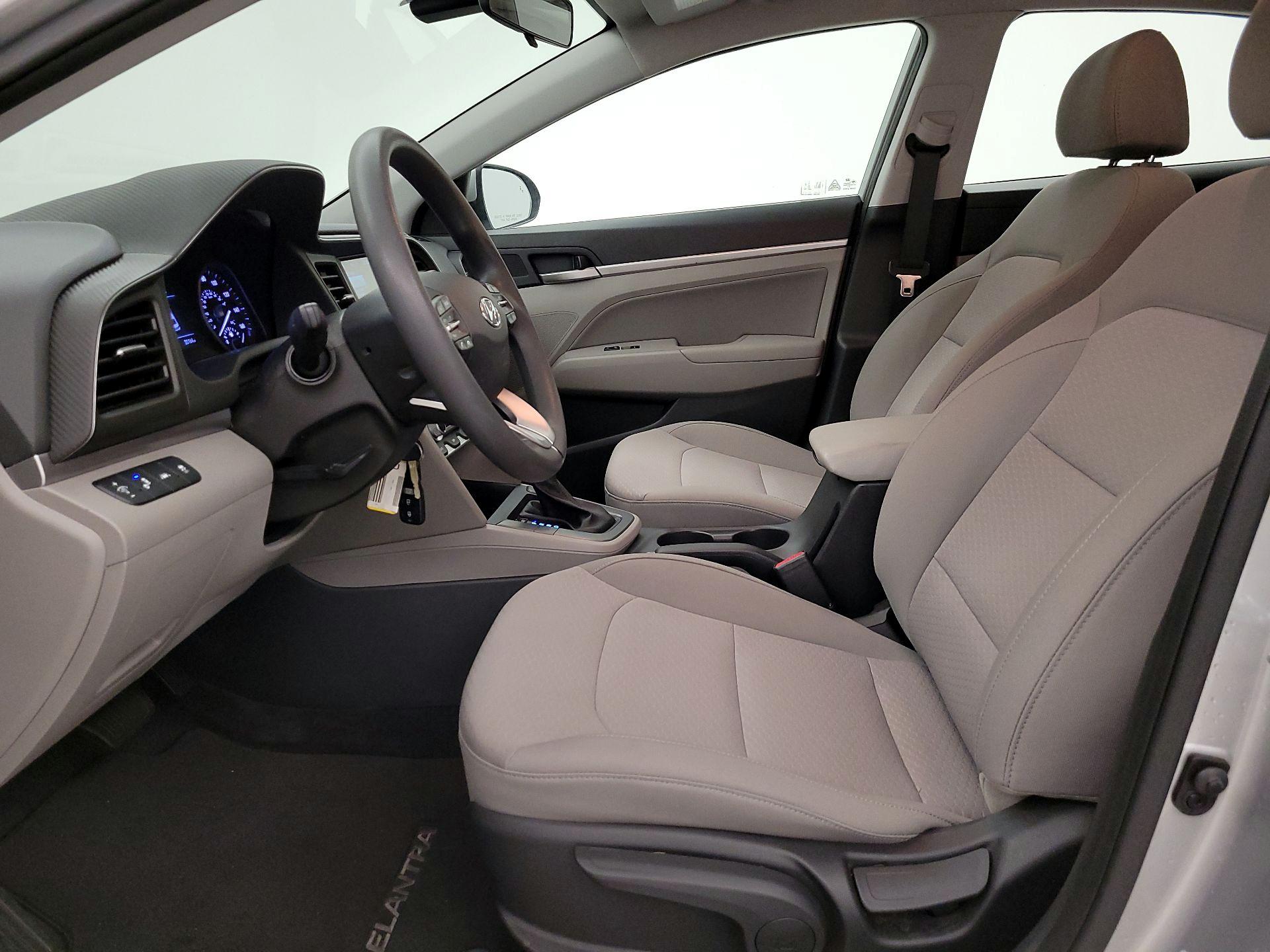 Thumbnail: 2020 Hyundai Elantra - 11