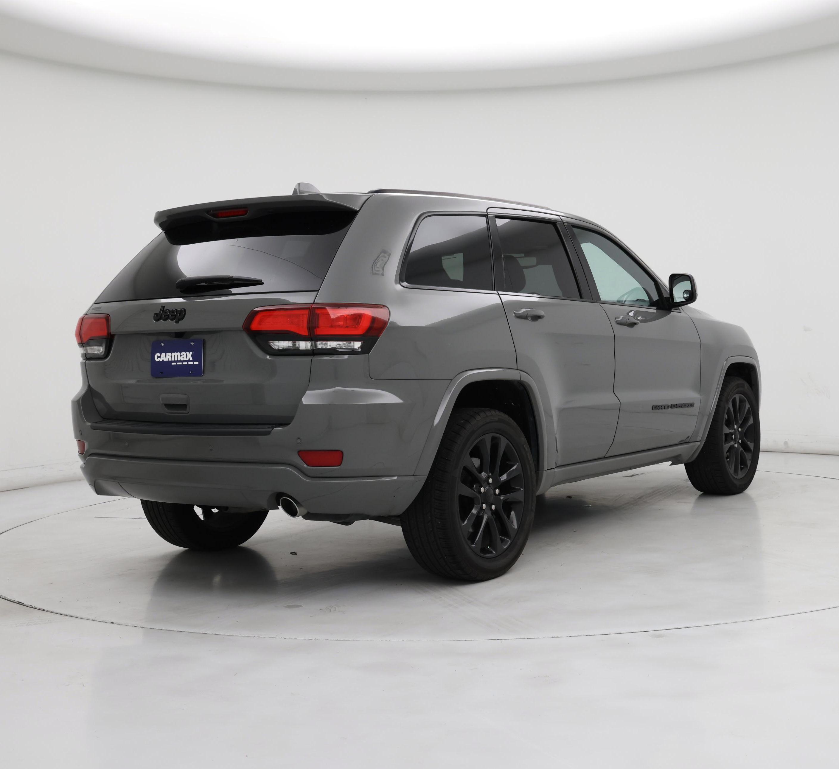 Thumbnail: 2020 Jeep Grand Cherokee - 8