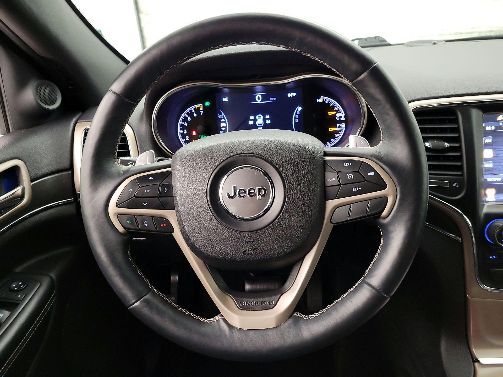 Thumbnail: 2017 Jeep Grand Cherokee - 10